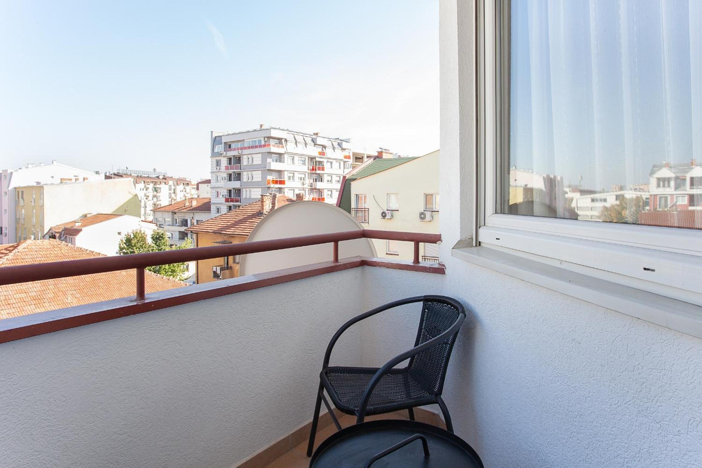 Urban Hostel & Apartments