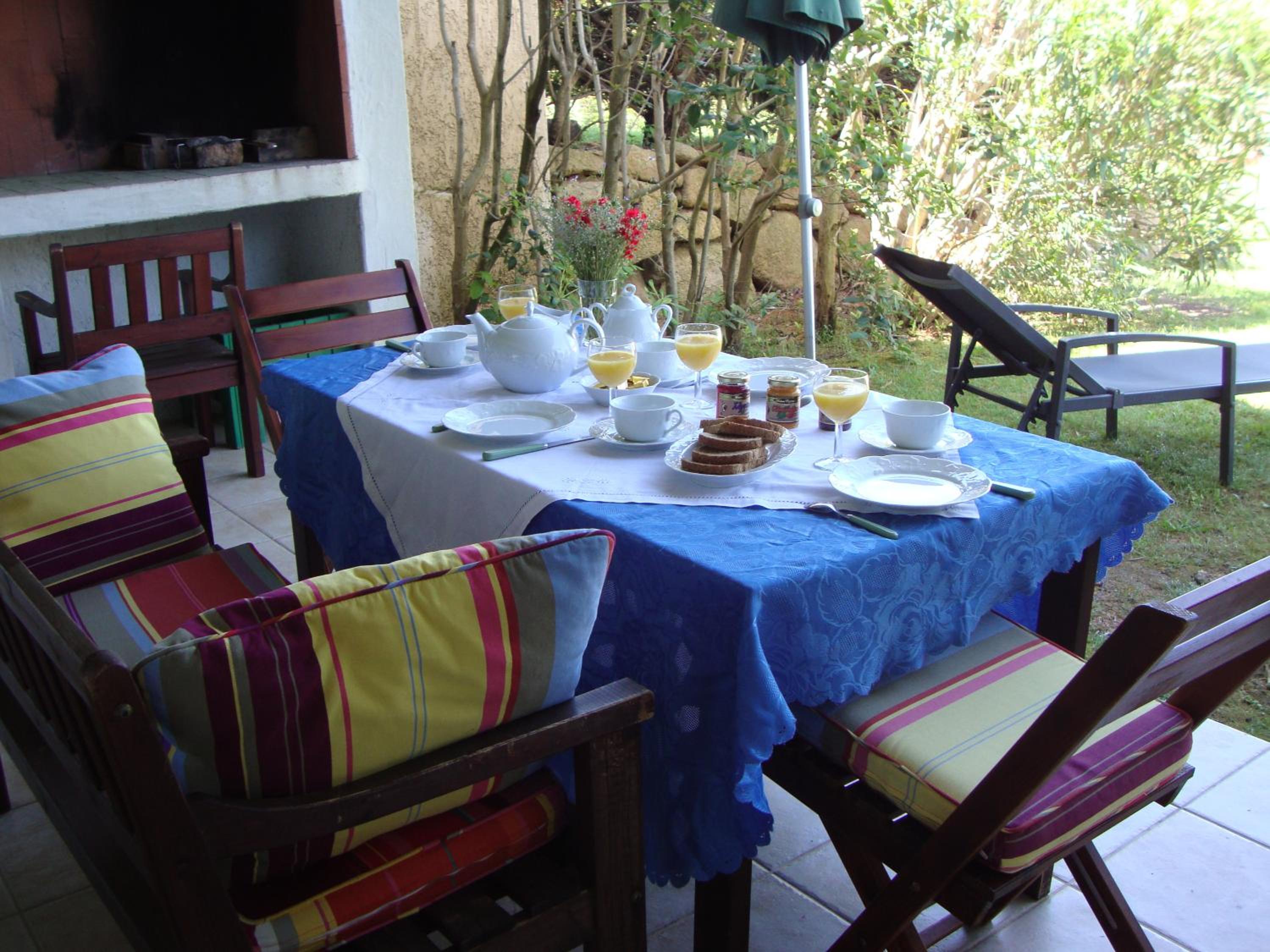 outdoor BBQ area