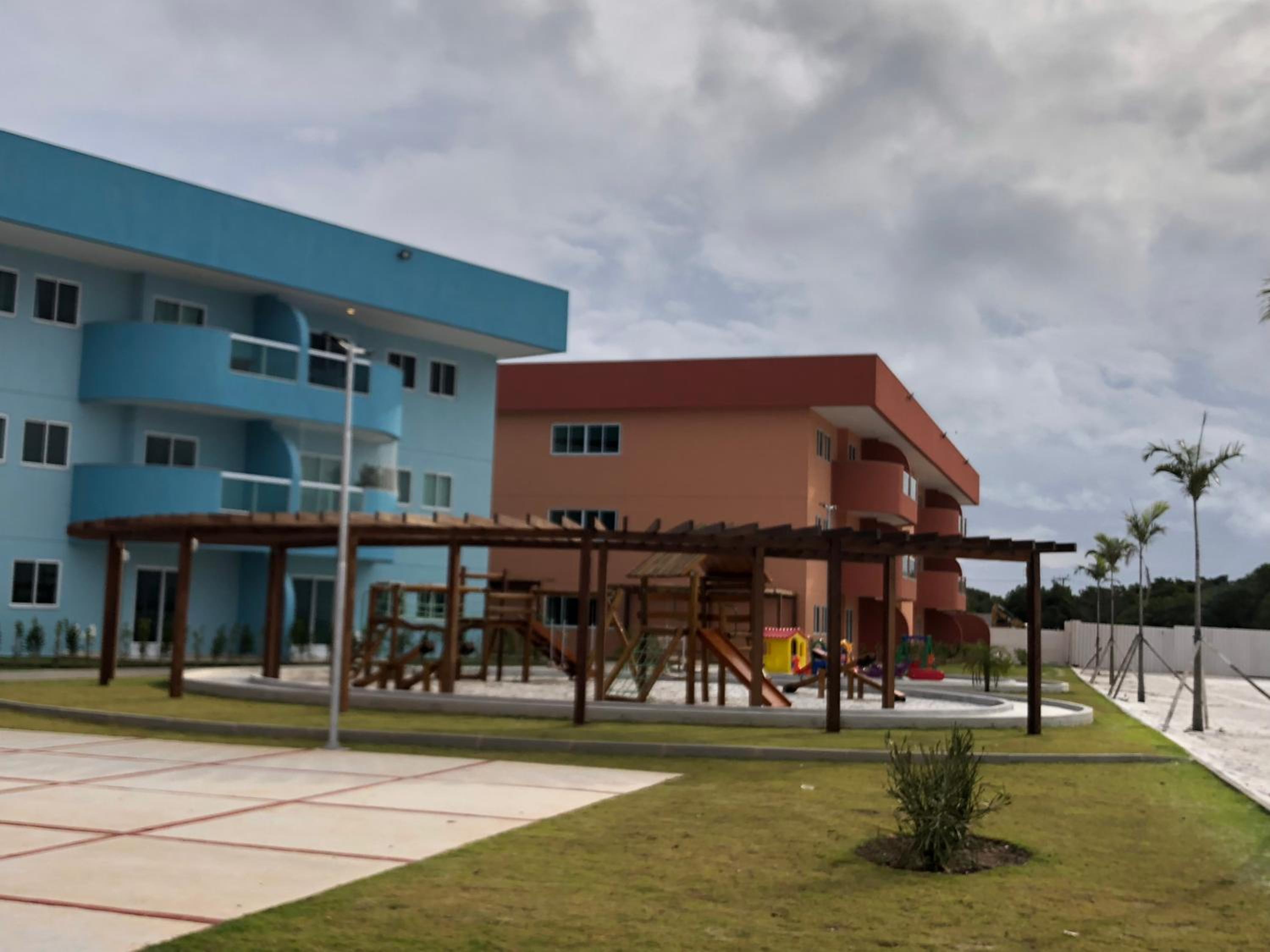 Arraial do Cabo-Apartamento para temporada-Condomínio Golden Lake