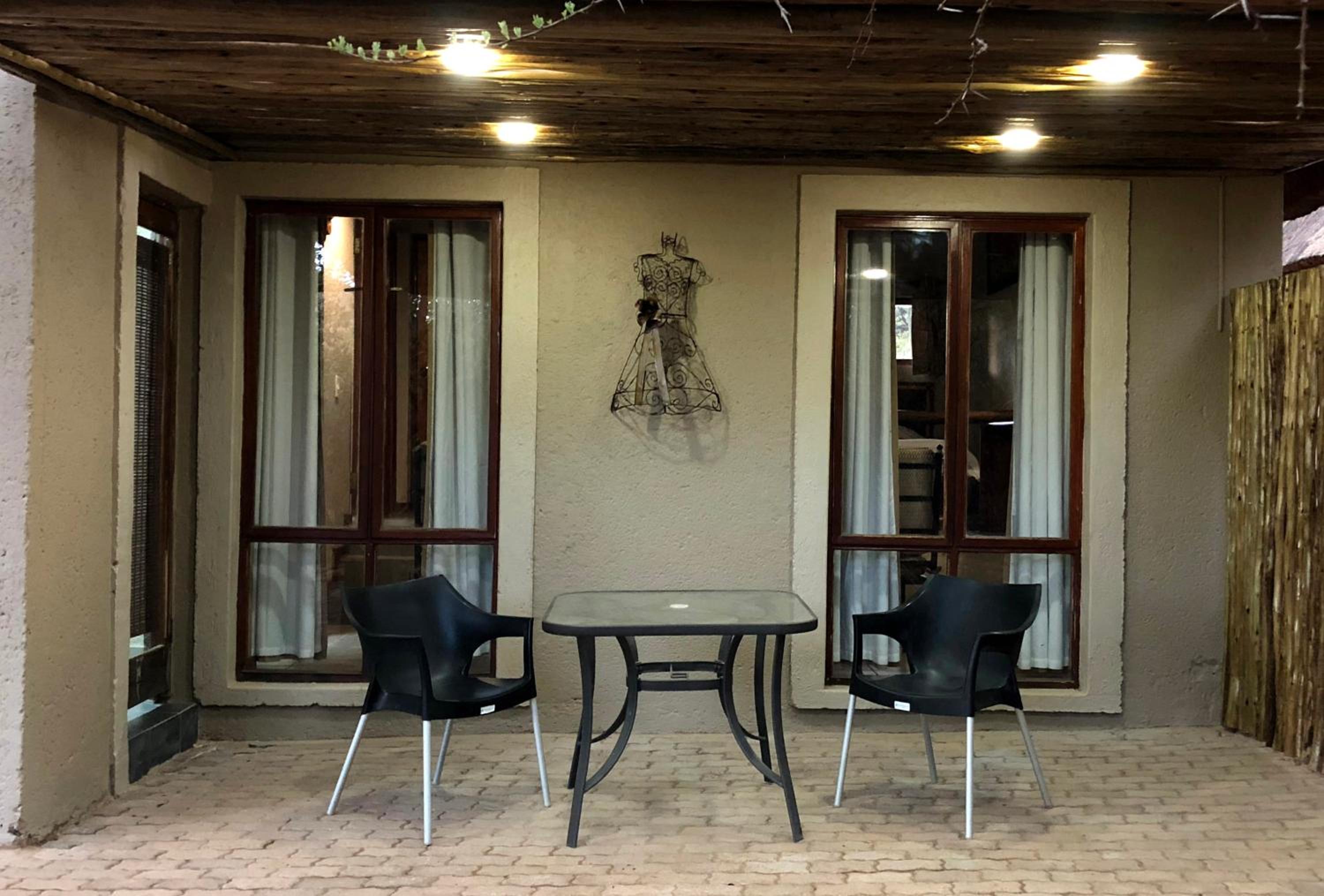 Mabalingwe Elephant Lodge