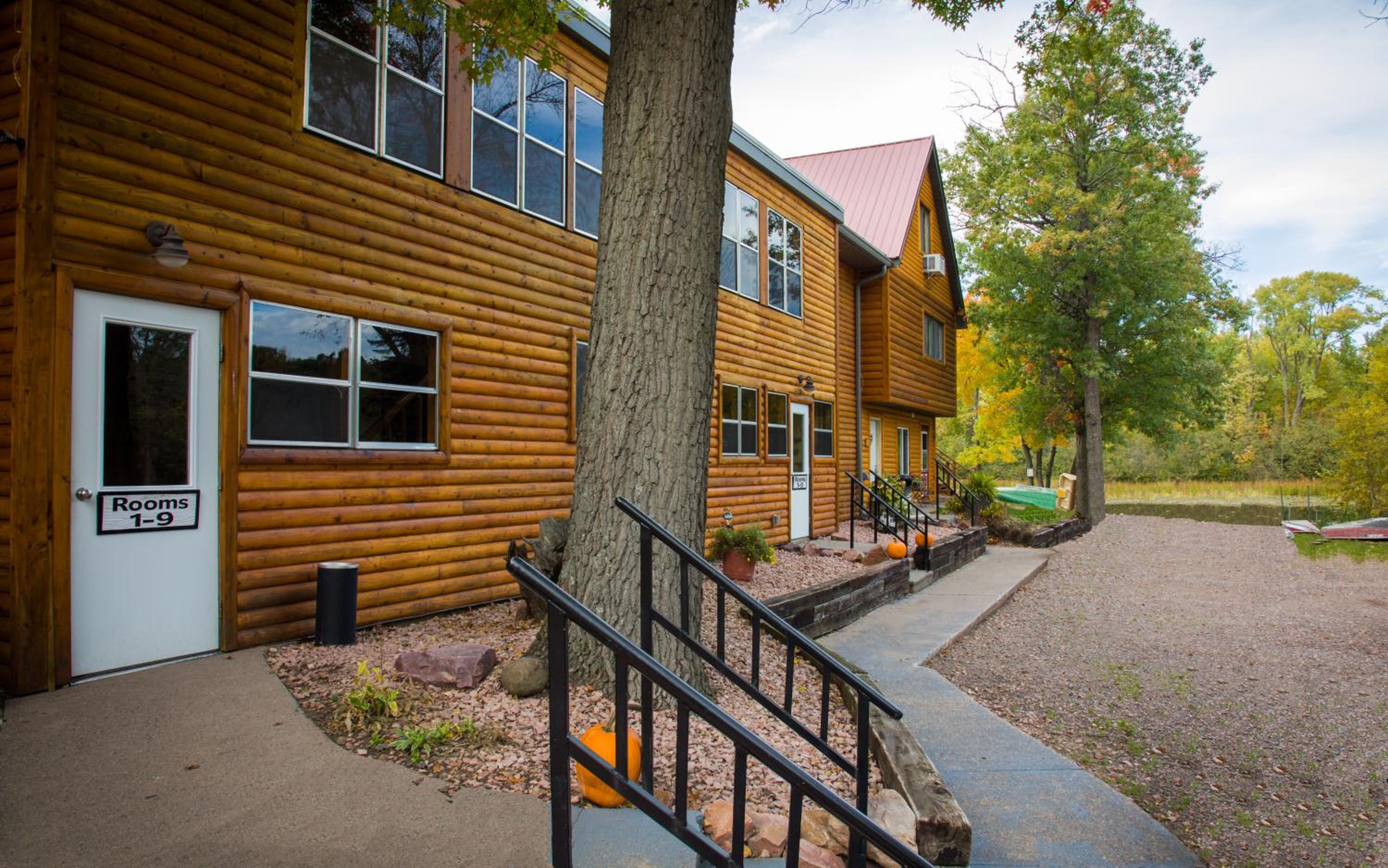 Curriers Lakeview Lodge