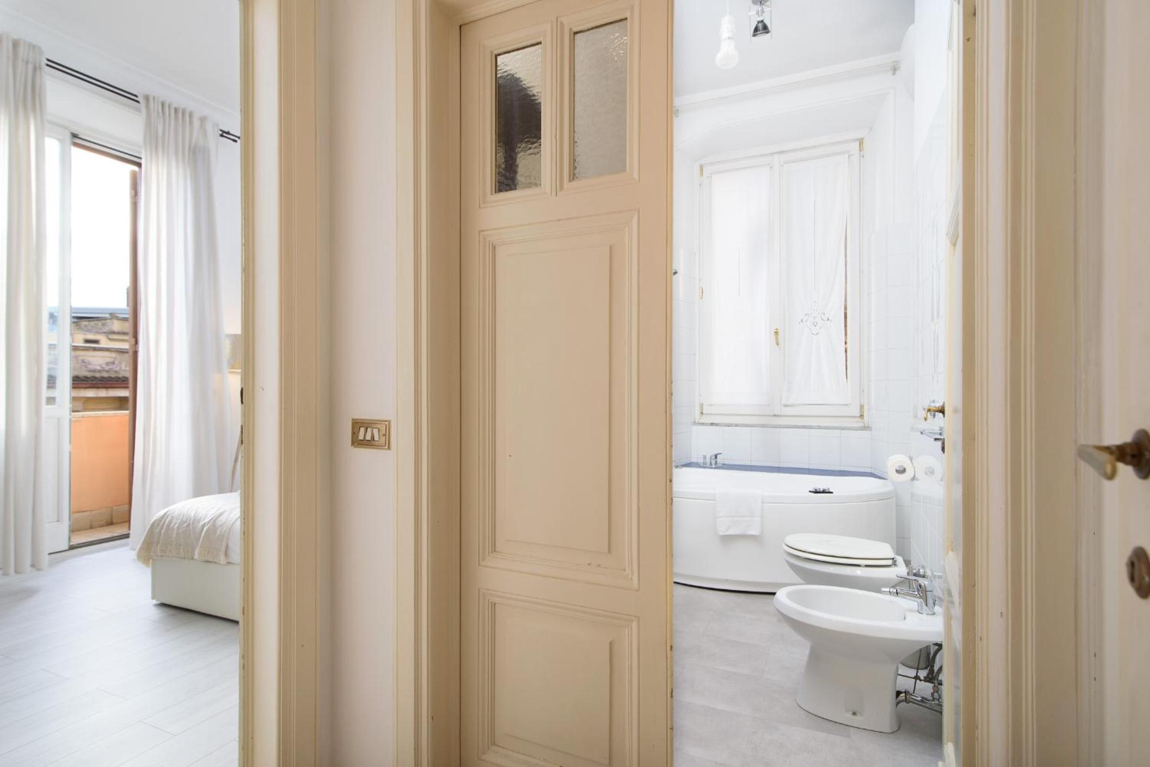 White Napoleone Apartment