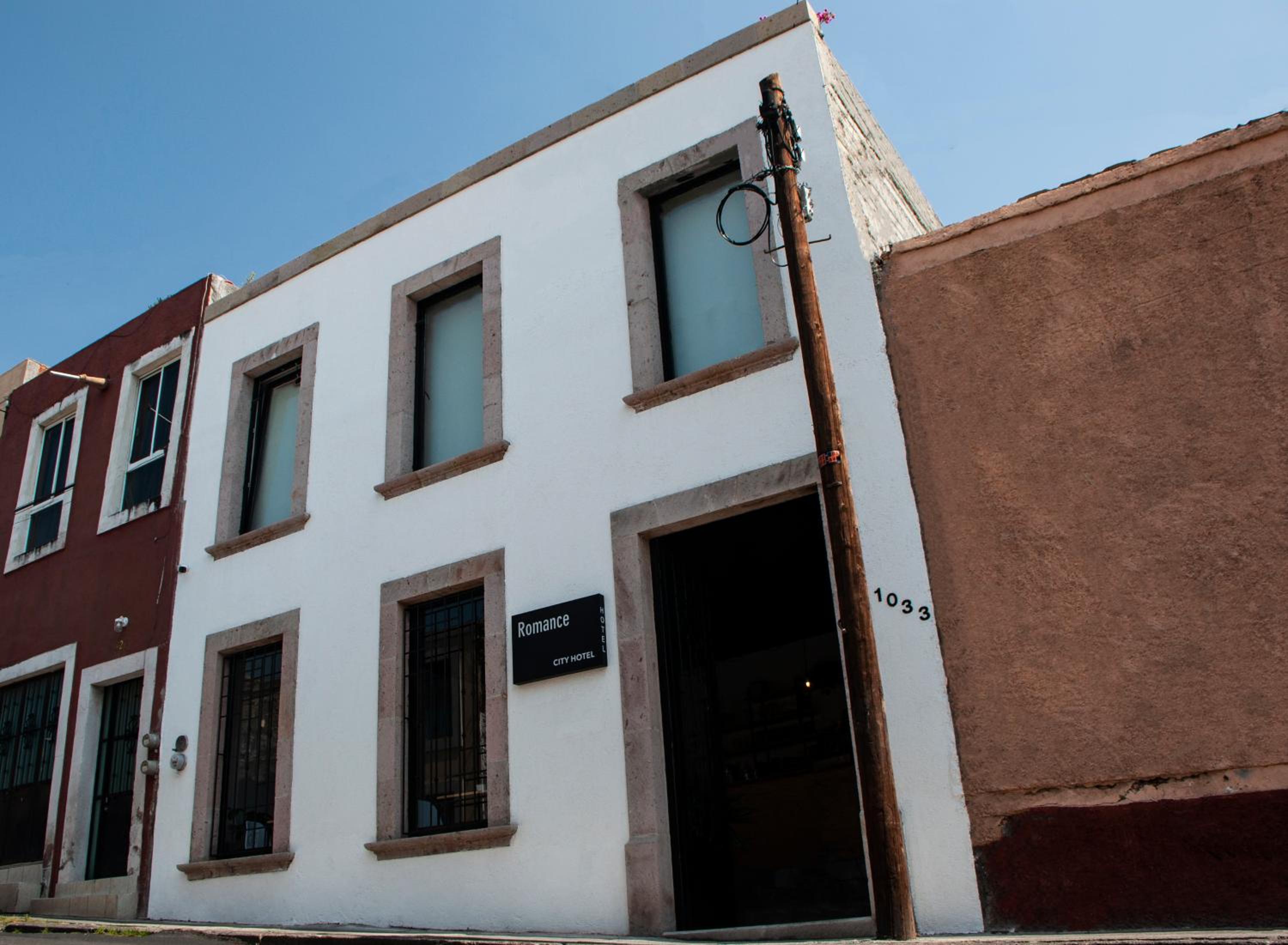 Hotel Romance Morelia - Image 1