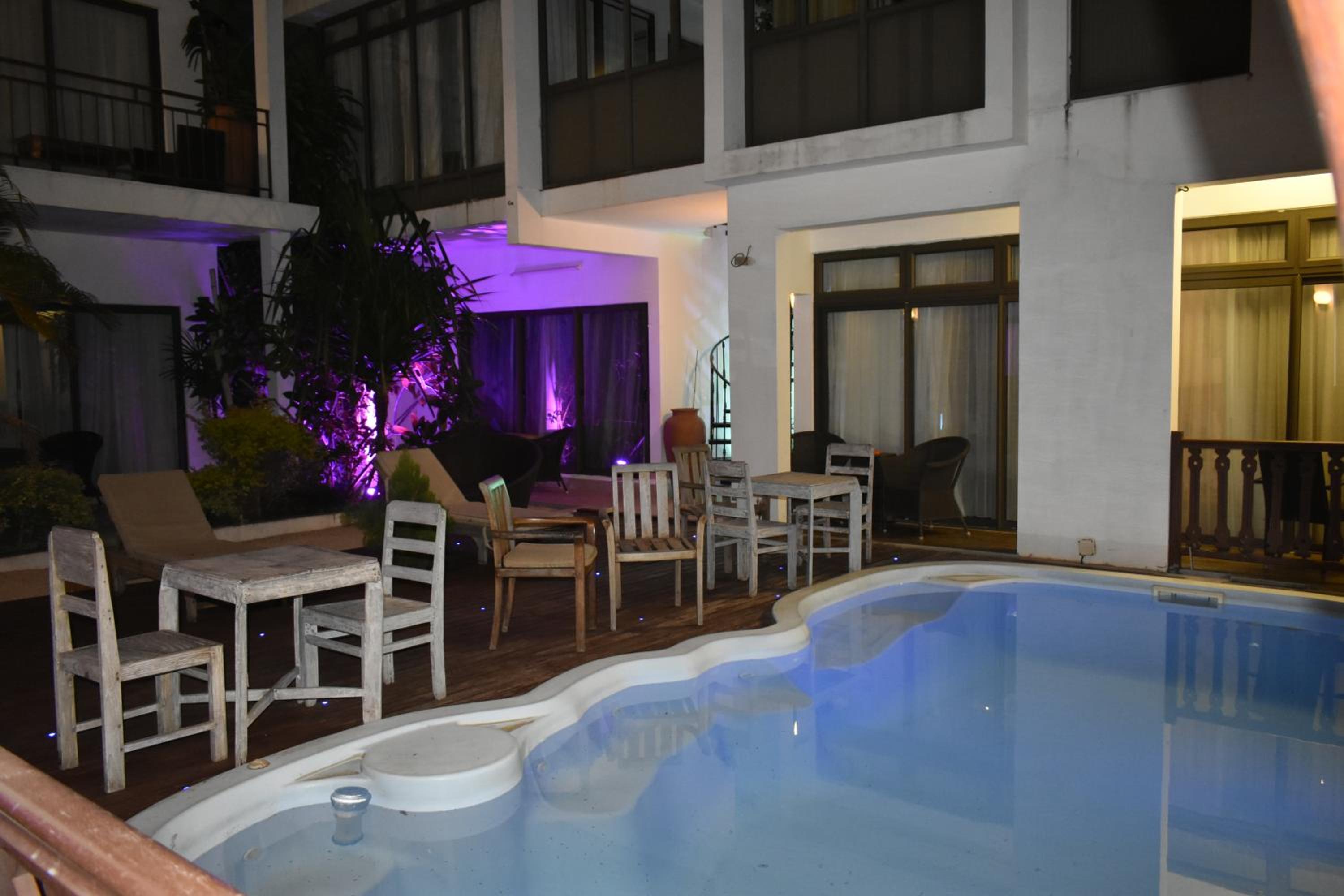Villa Alizée Boutique Hotel - Idéal Couples & Pros - Rooftop