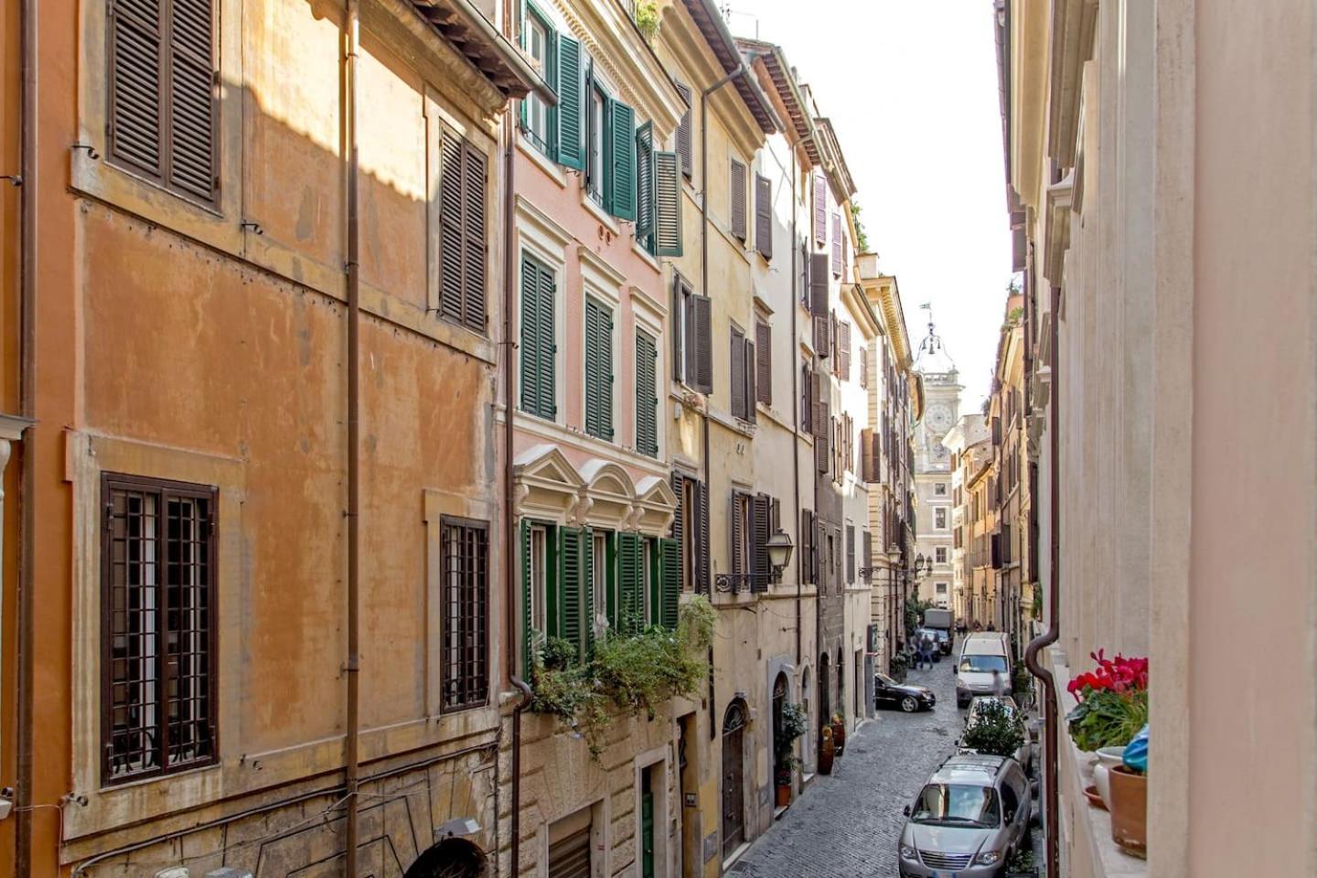 Stylish apartment in central Rome 