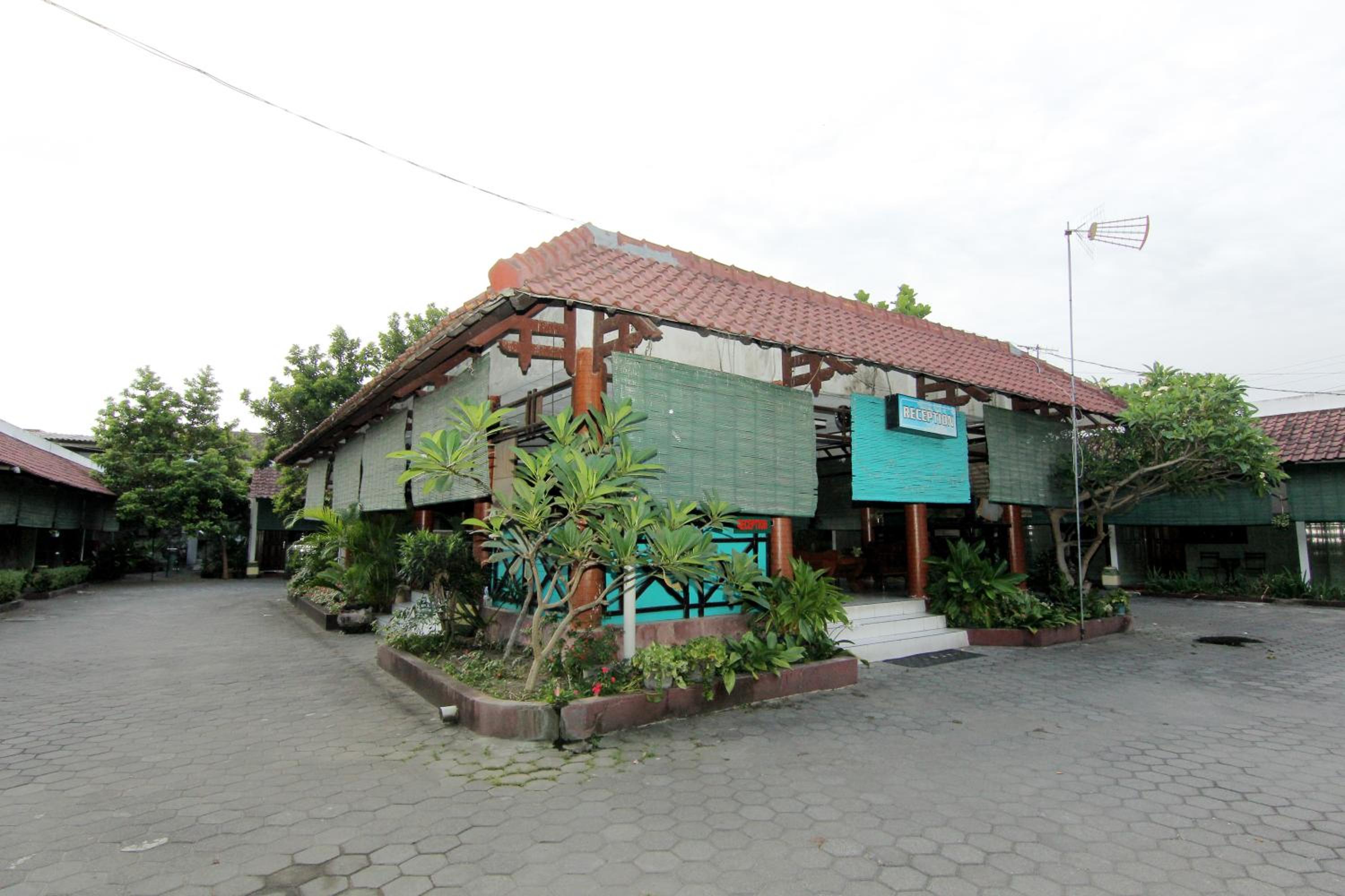 RedDoorz @ Sagan Jogja 2 view 2