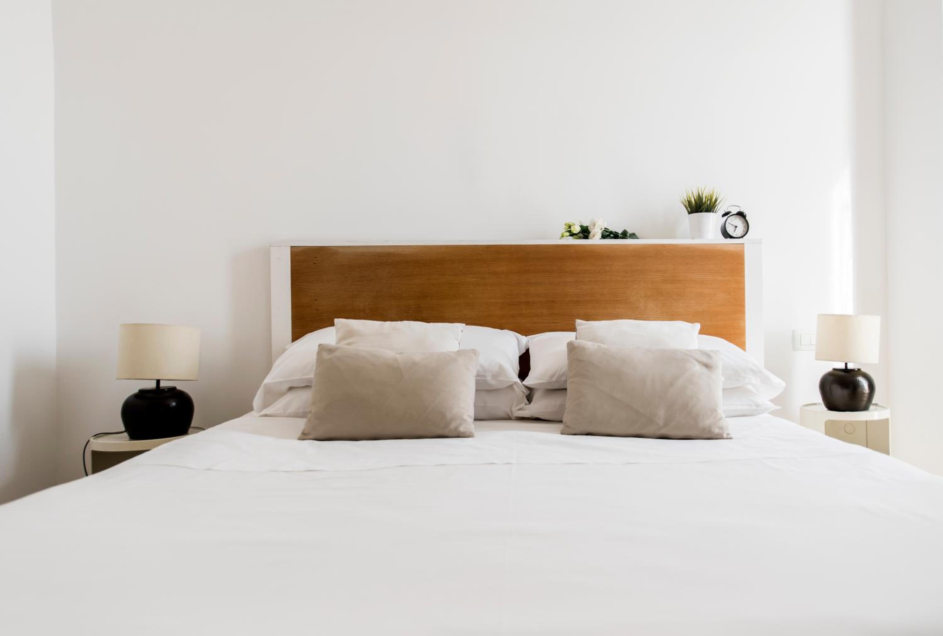 Agora Apartments