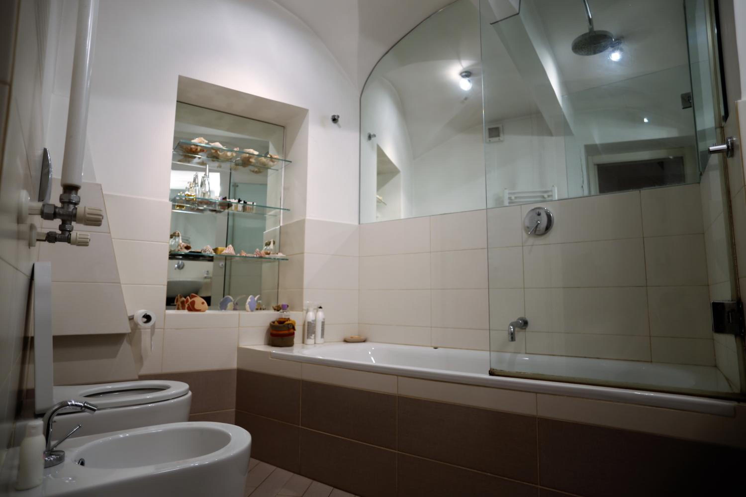 Grotte Flat