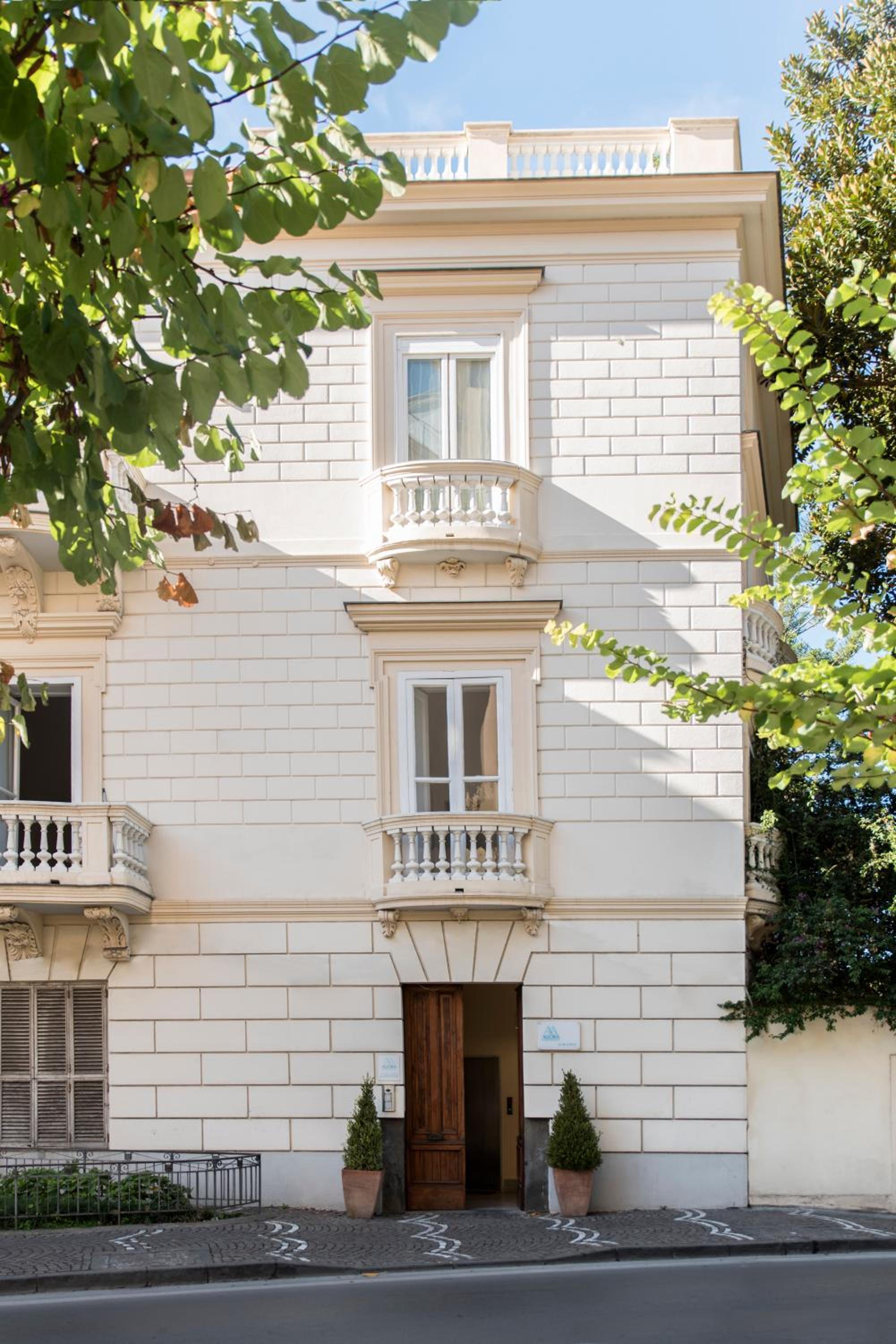 Agora Apartments