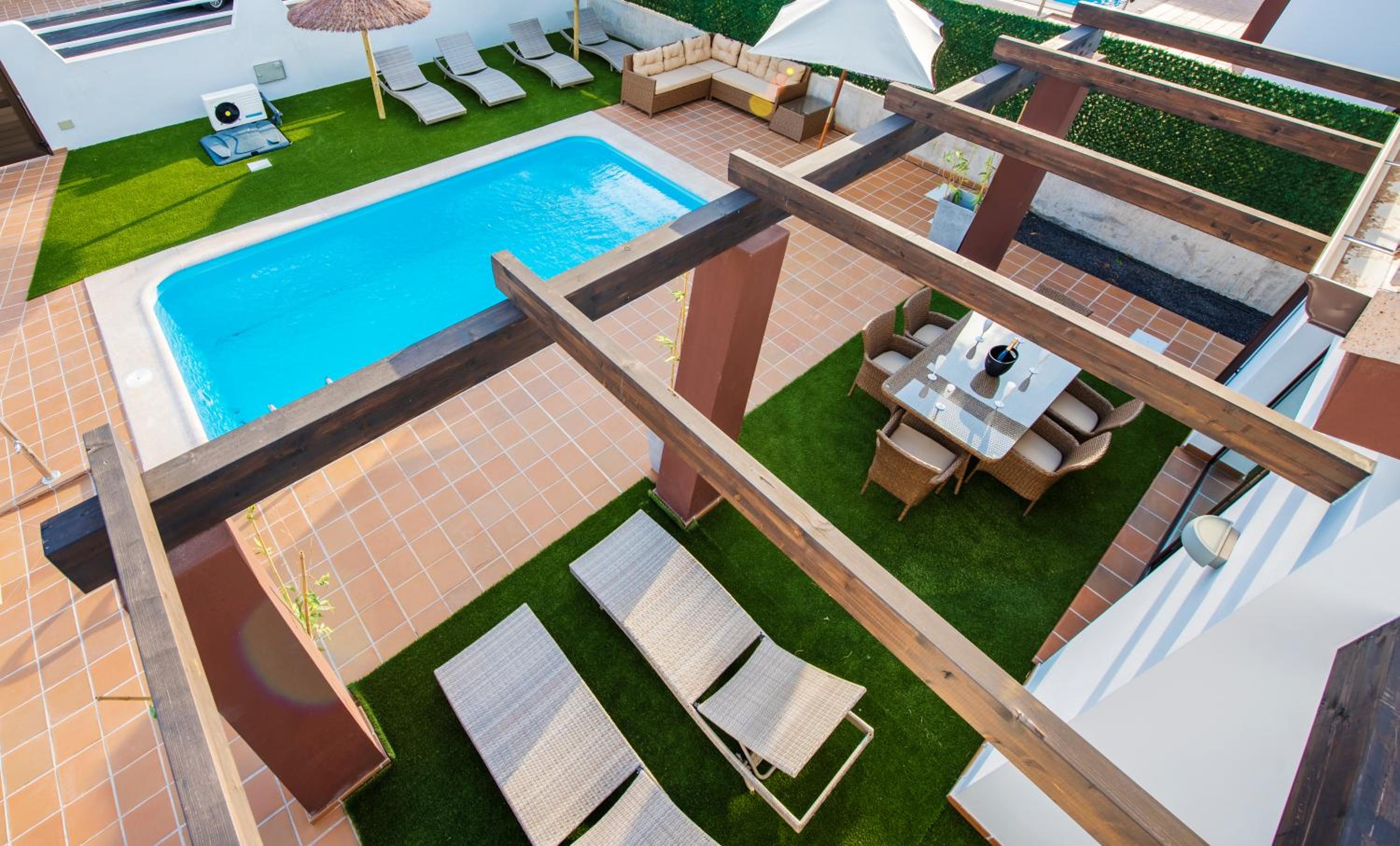 VILLA DELICIOUS GOLF view 2