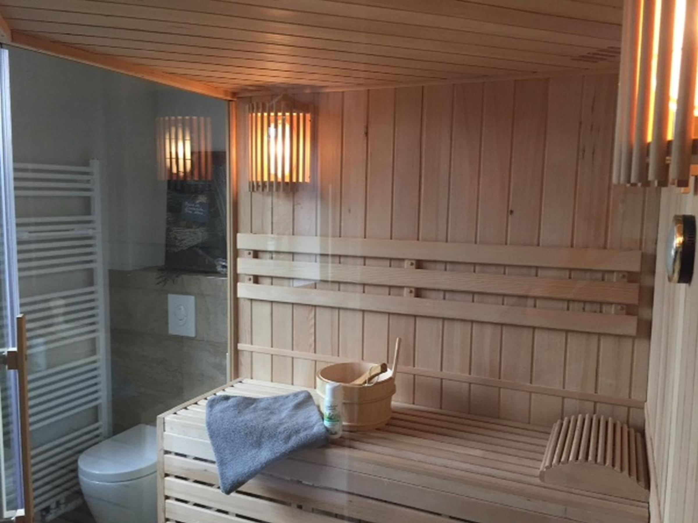 Ferienwohnung mit Sauna en Potsdam — recepcion & lobby