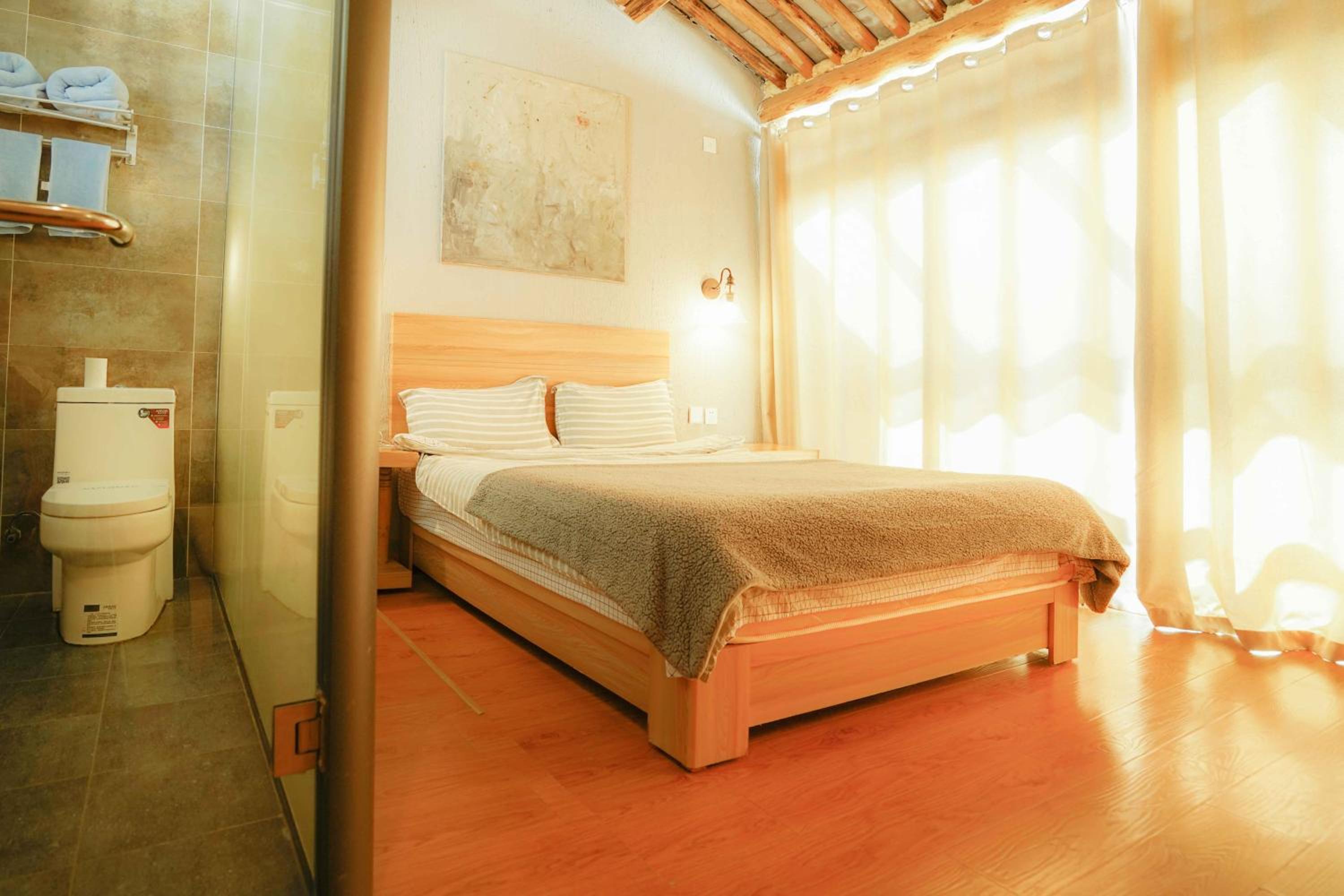 Monster B&B
