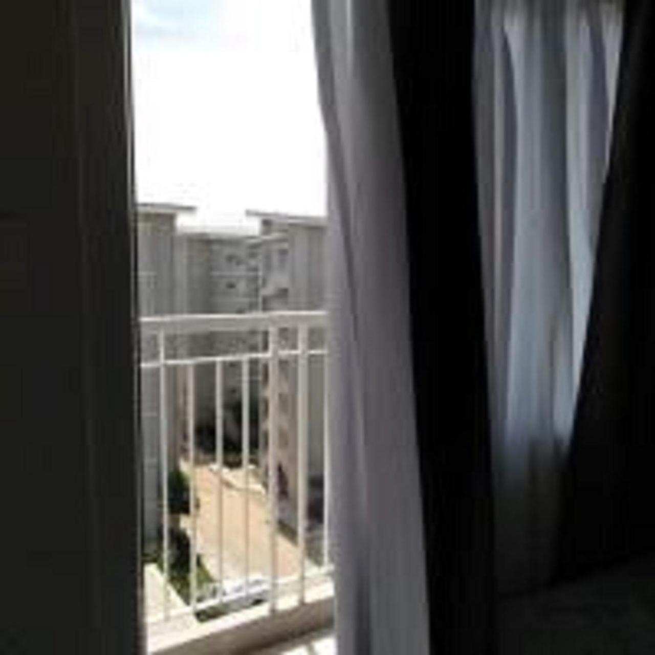 Trees Residences by Jhoms 1BR with Balcony WiFi Netflix