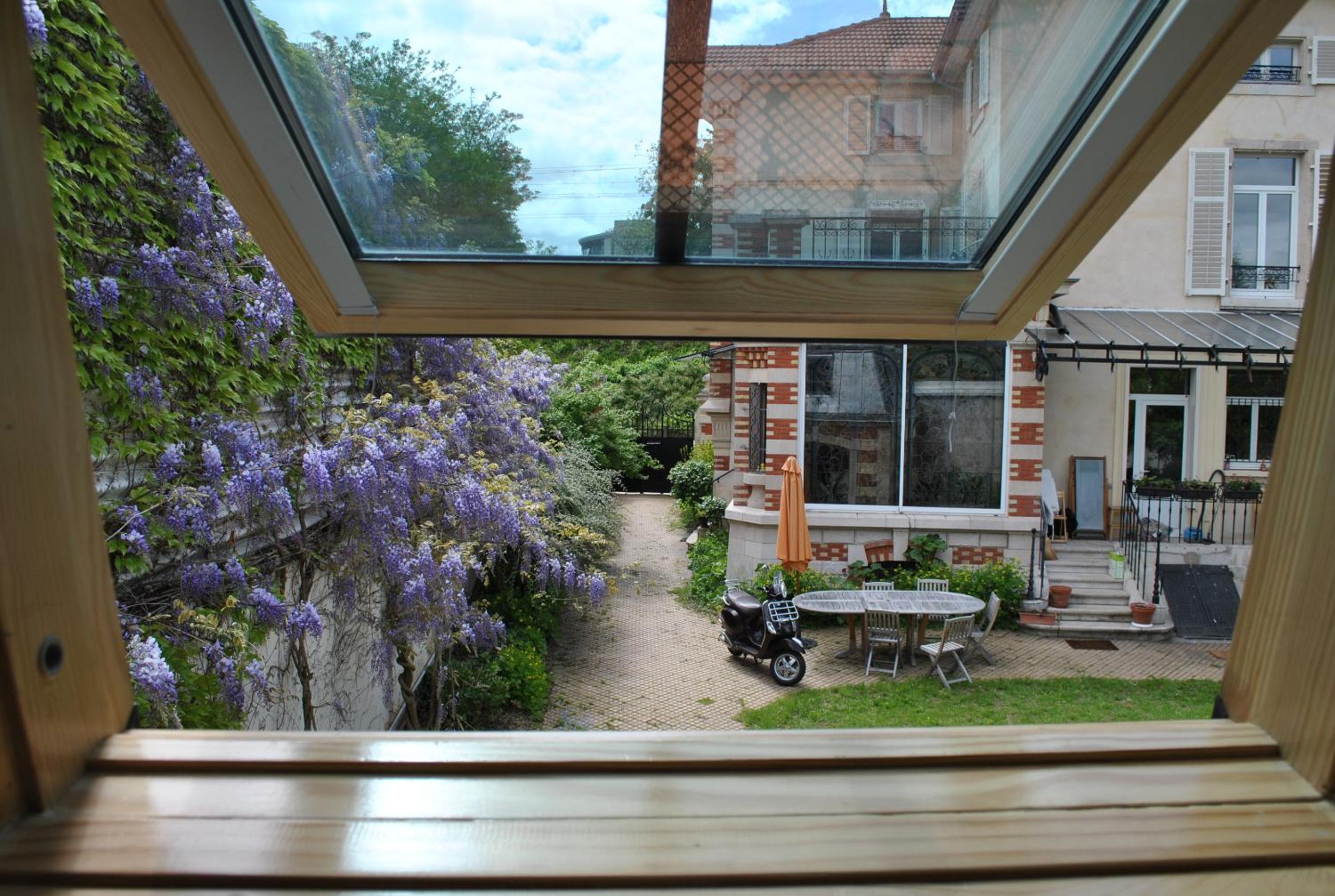 "Maison Schott" Studio view 5