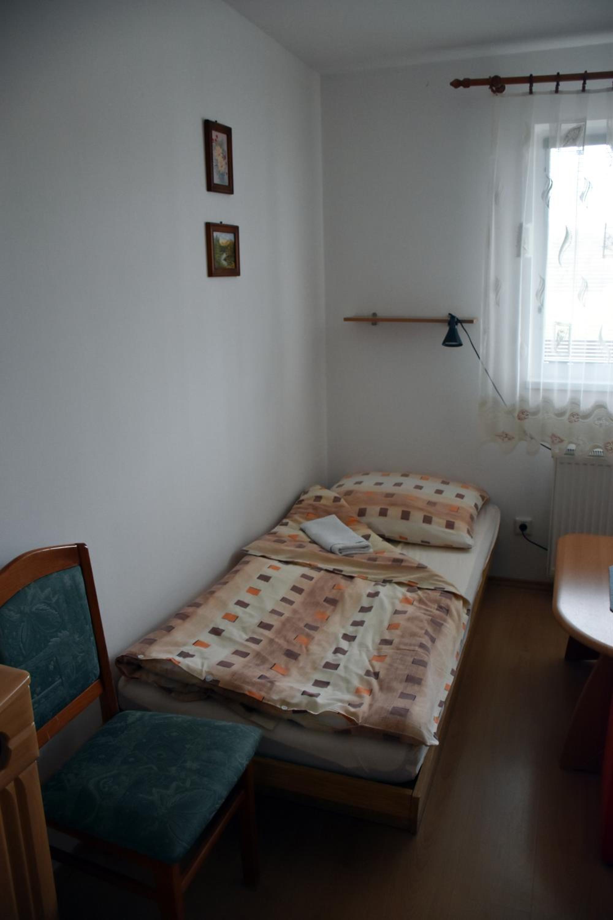 Photo 37