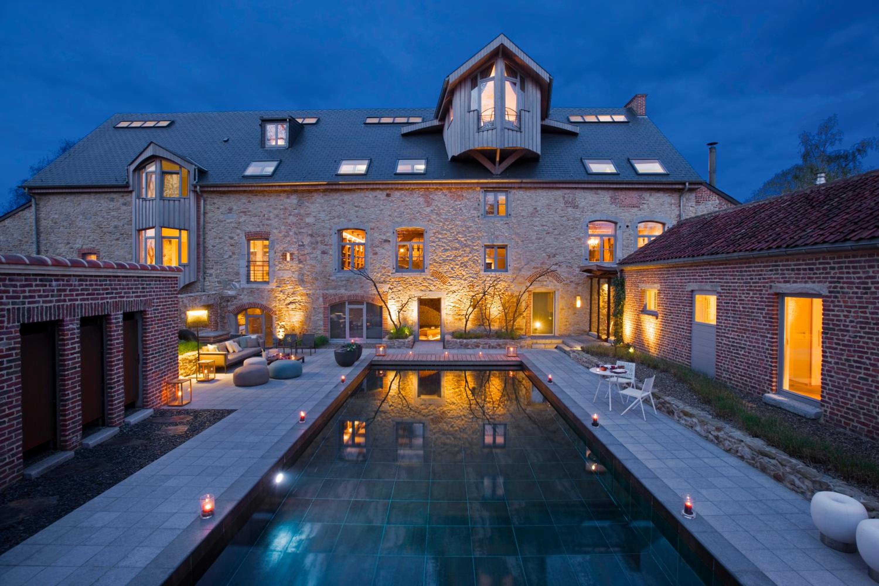 Hotel Ne5t Hotel & Spa - Image 1