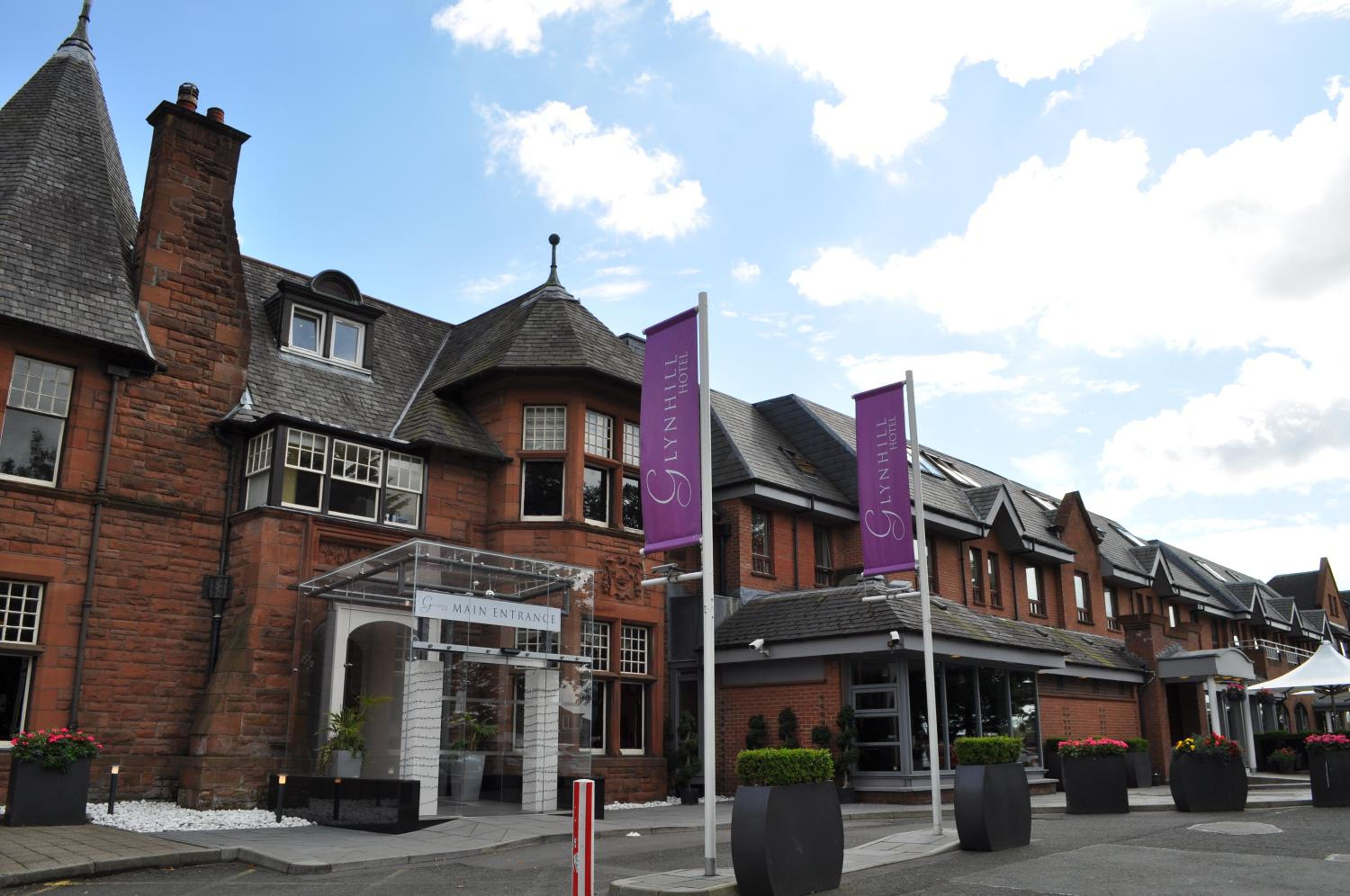Hotel Glynhill Hotel & Spa near Glasgow Airport - Image 1