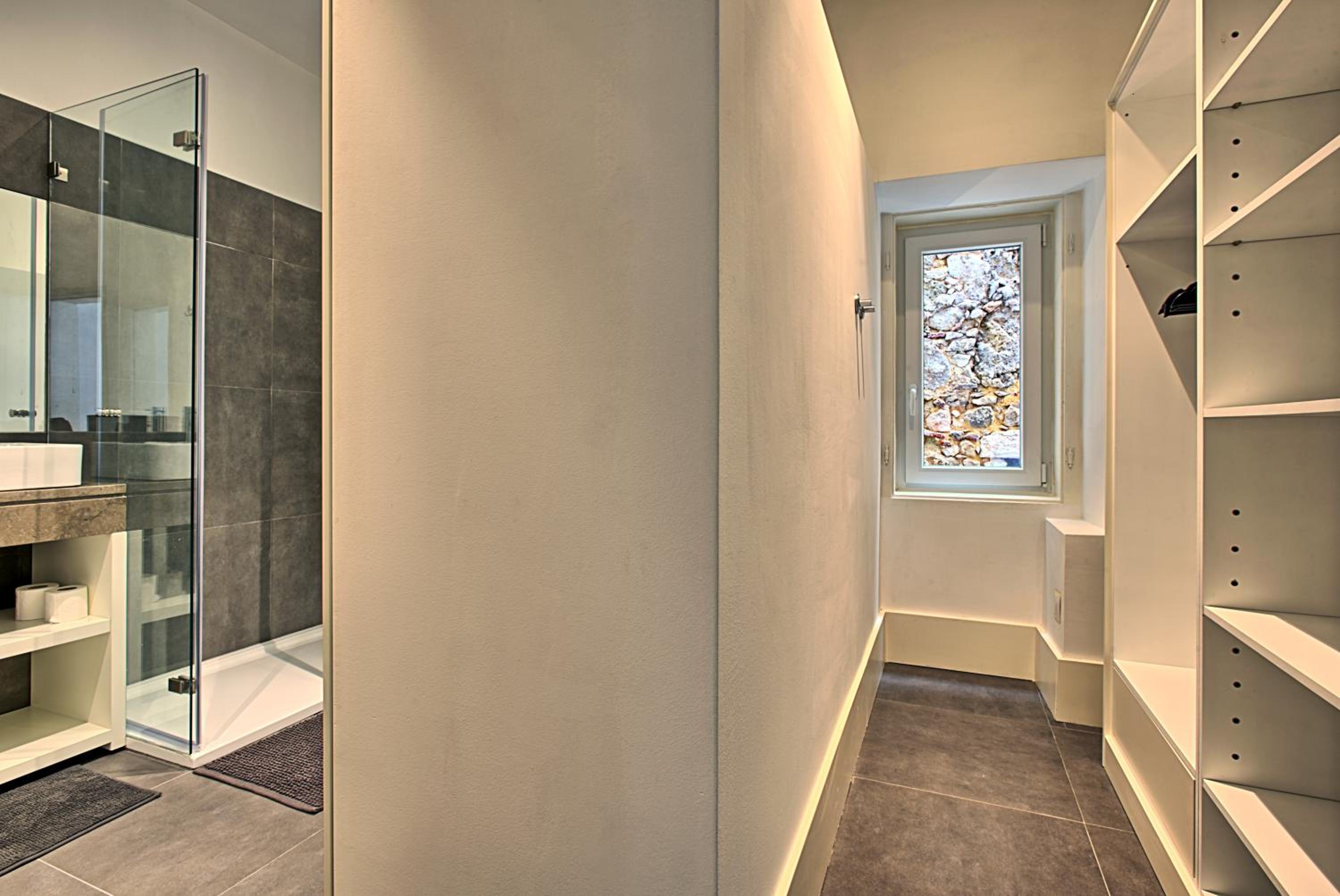 MyPlaceLisbon - Luxury Trindade I view 2