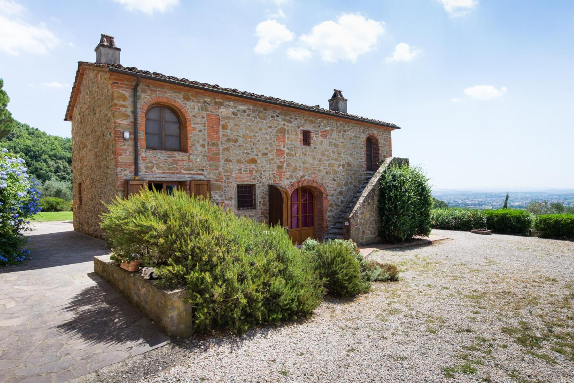 BIOAGRITURISMO la Collina Casa Romeo view 5