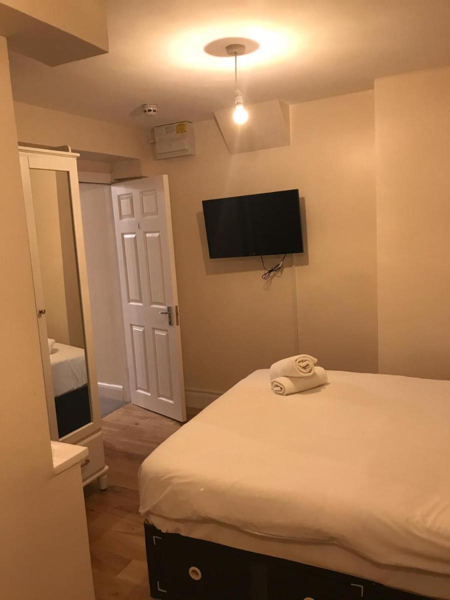 Earl's Court Studios
