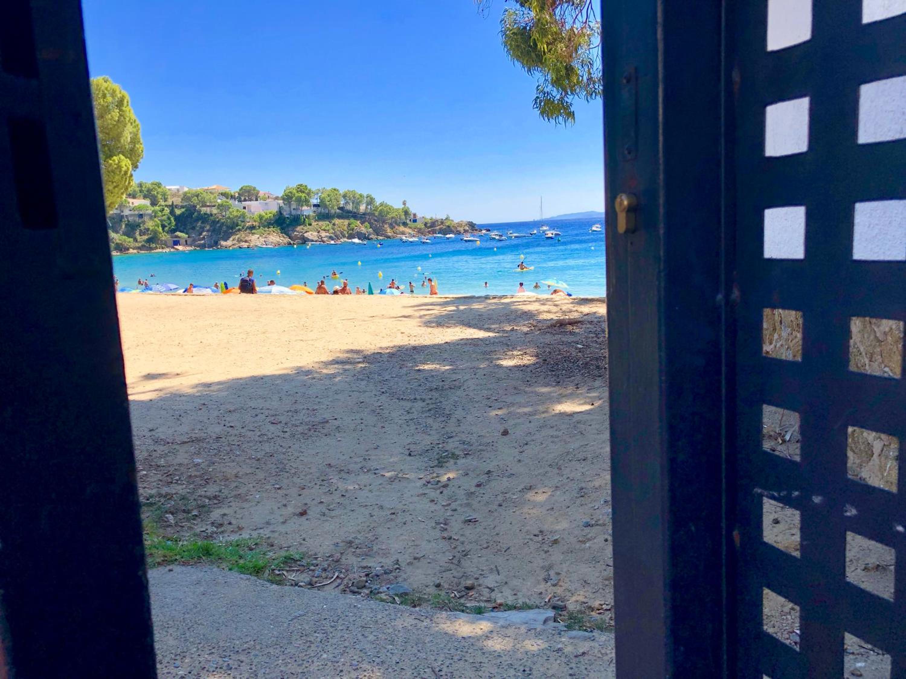 Almadrava Beach