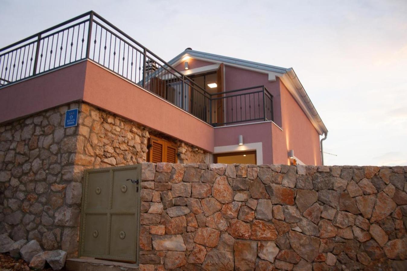Photo 35
