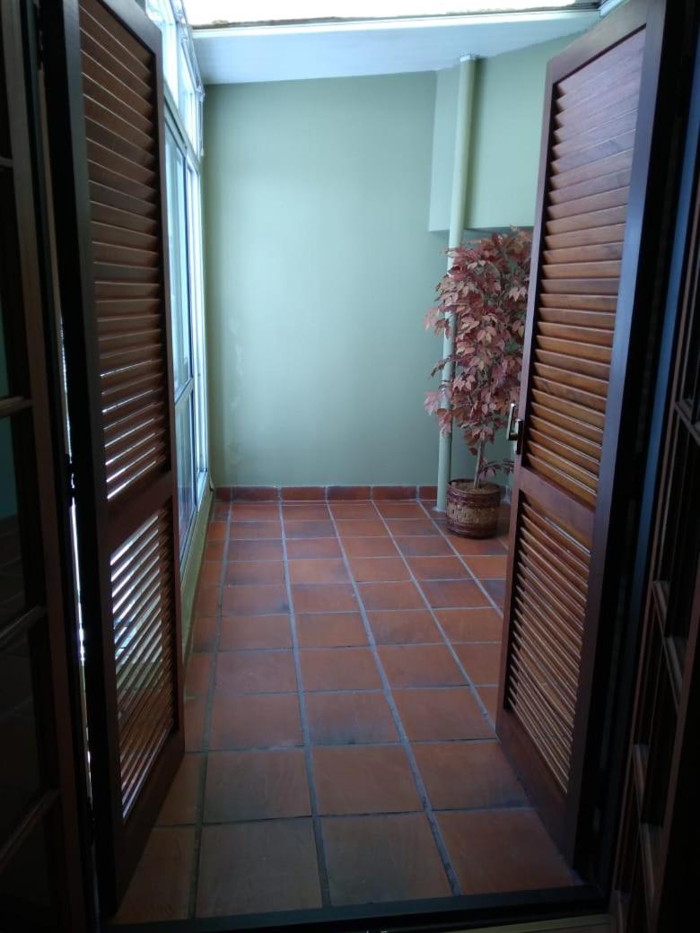 Hermosa Casa Cerca de Todo