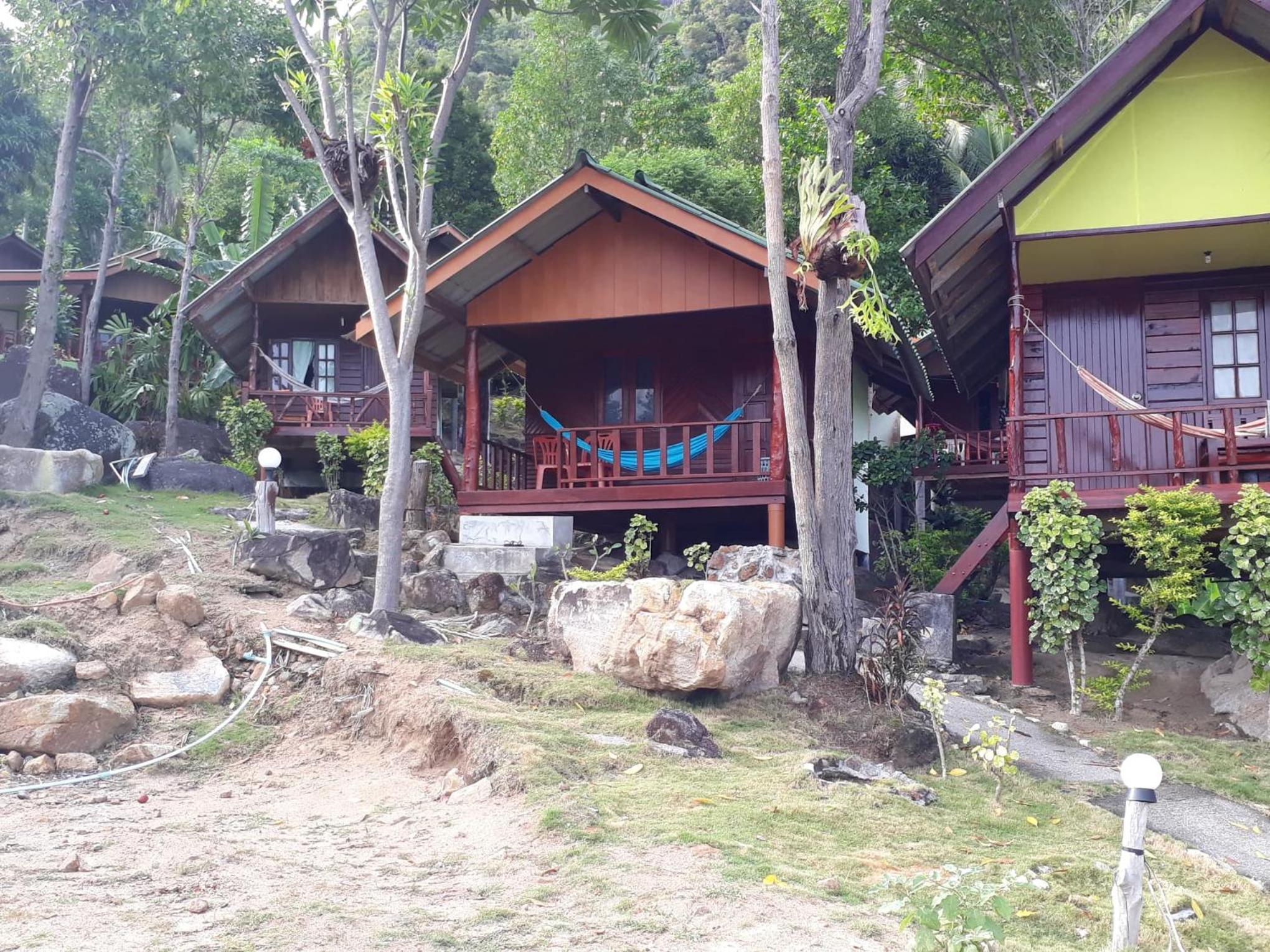 Easy Life Bungalows