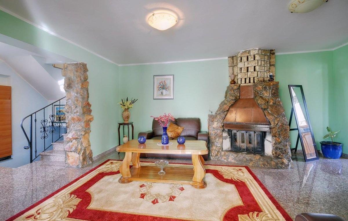 Villa Fatima view 5