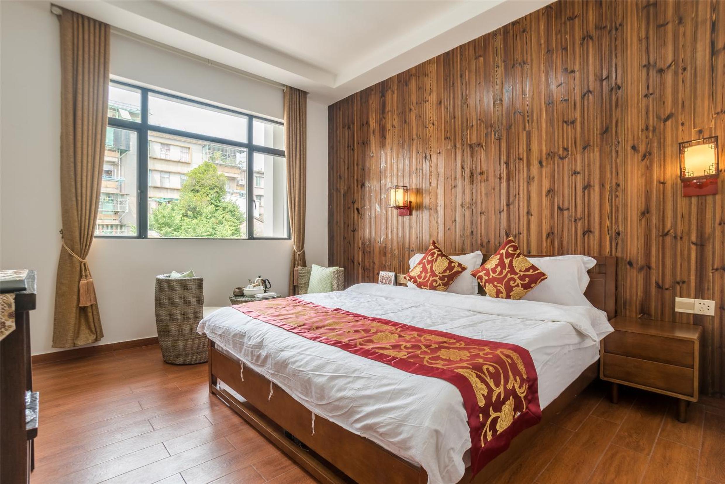 Chaozhou Hello Inn