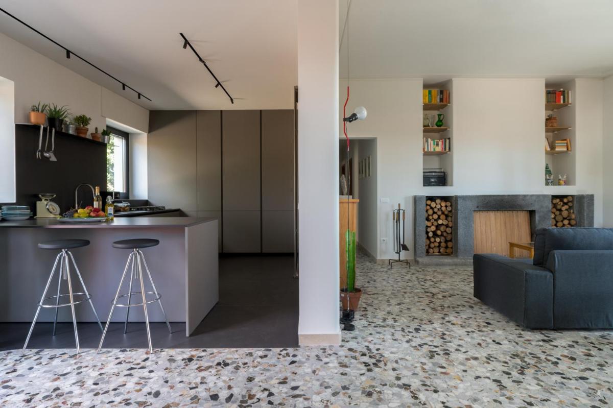 Terra Lavica Luxury Home Holidays view 4
