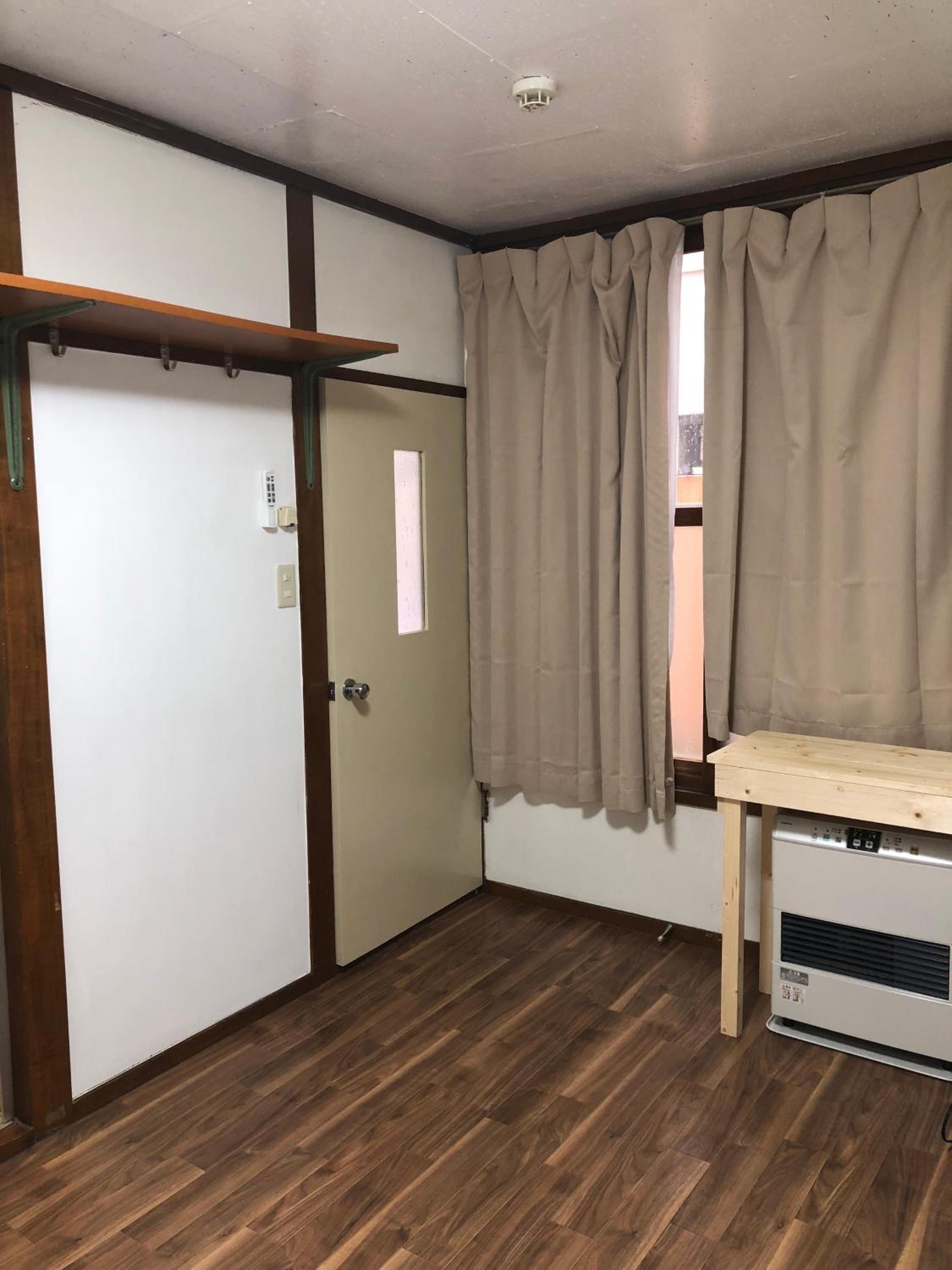 Happy Apartment