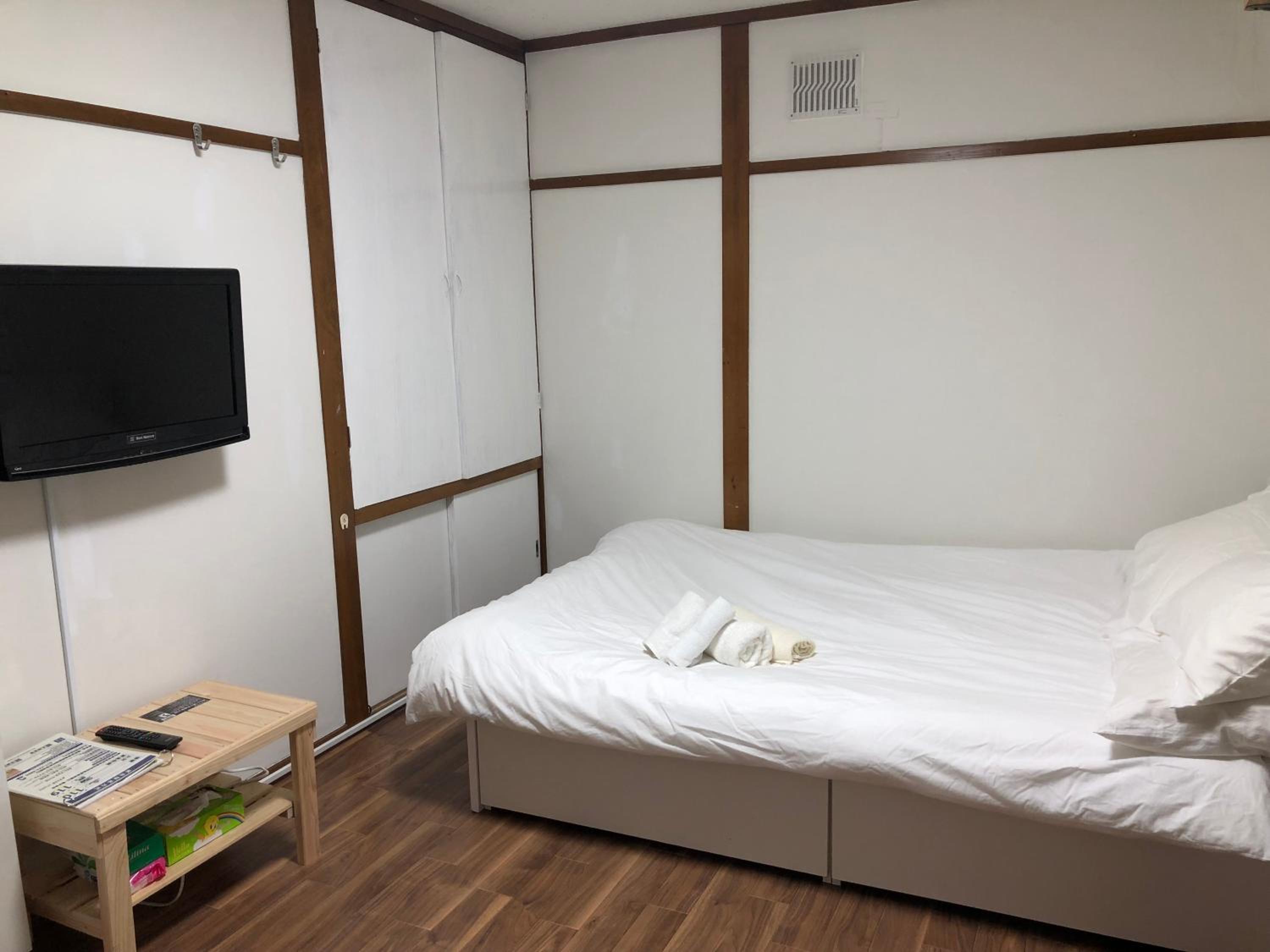 Happy Apartment