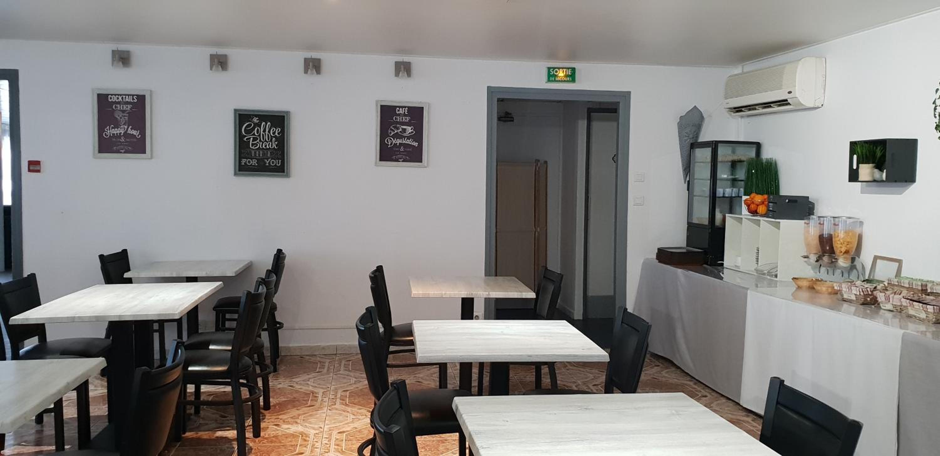 restaurant