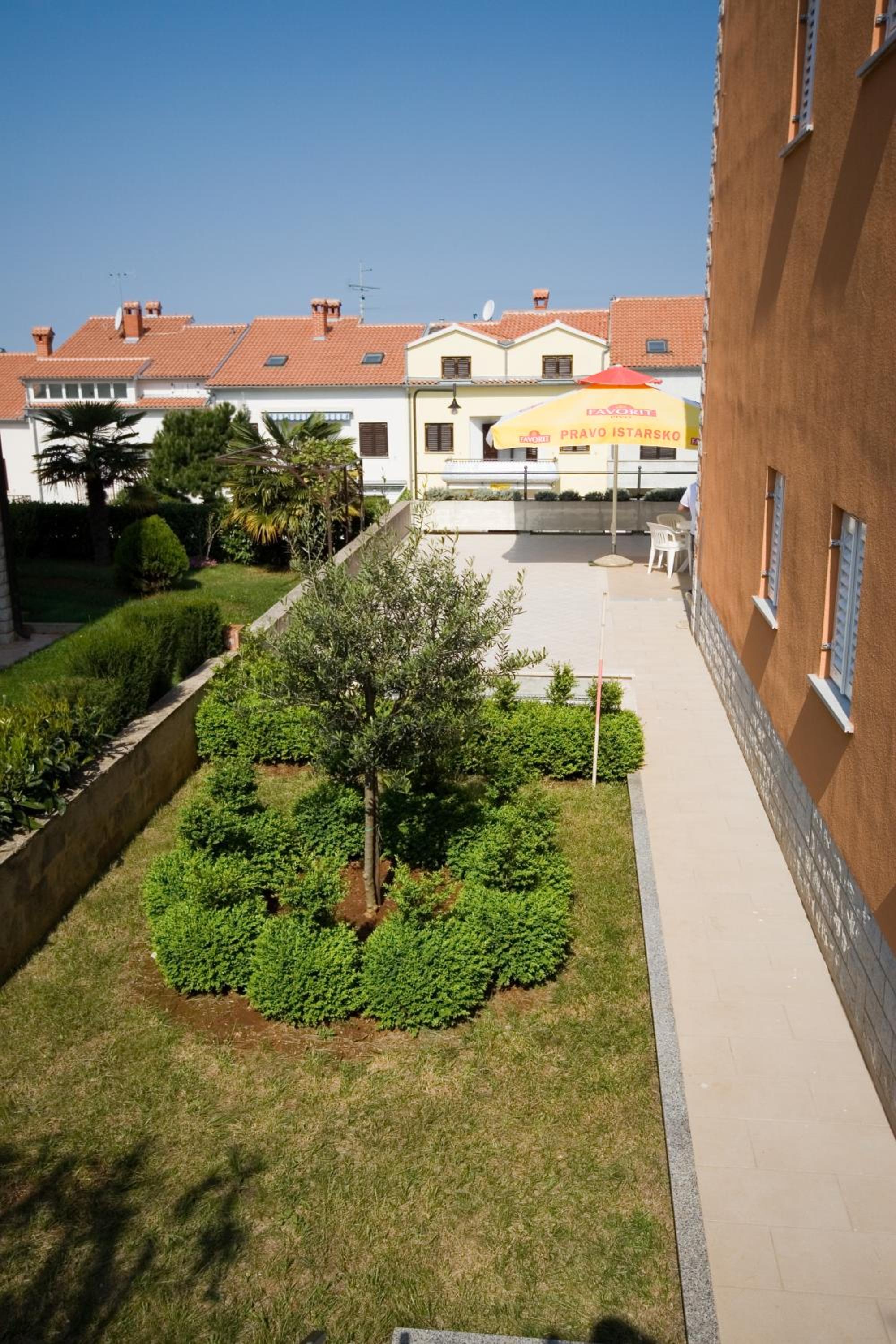 Photo 40