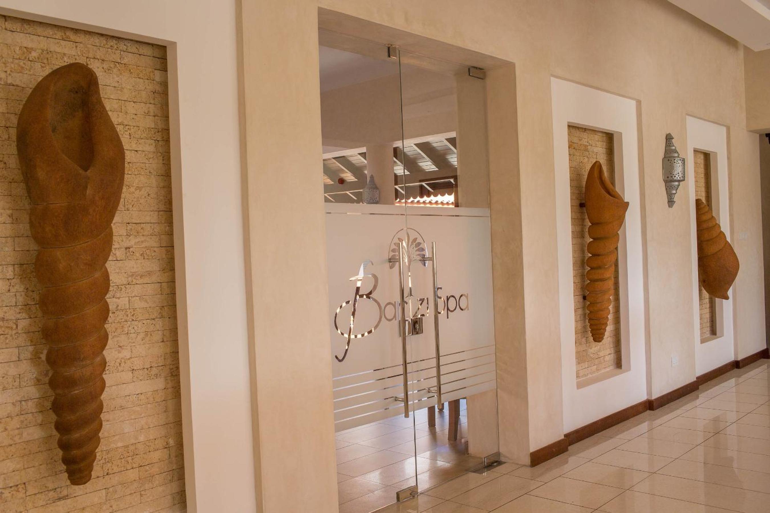 Silver Palm Spa & Resort