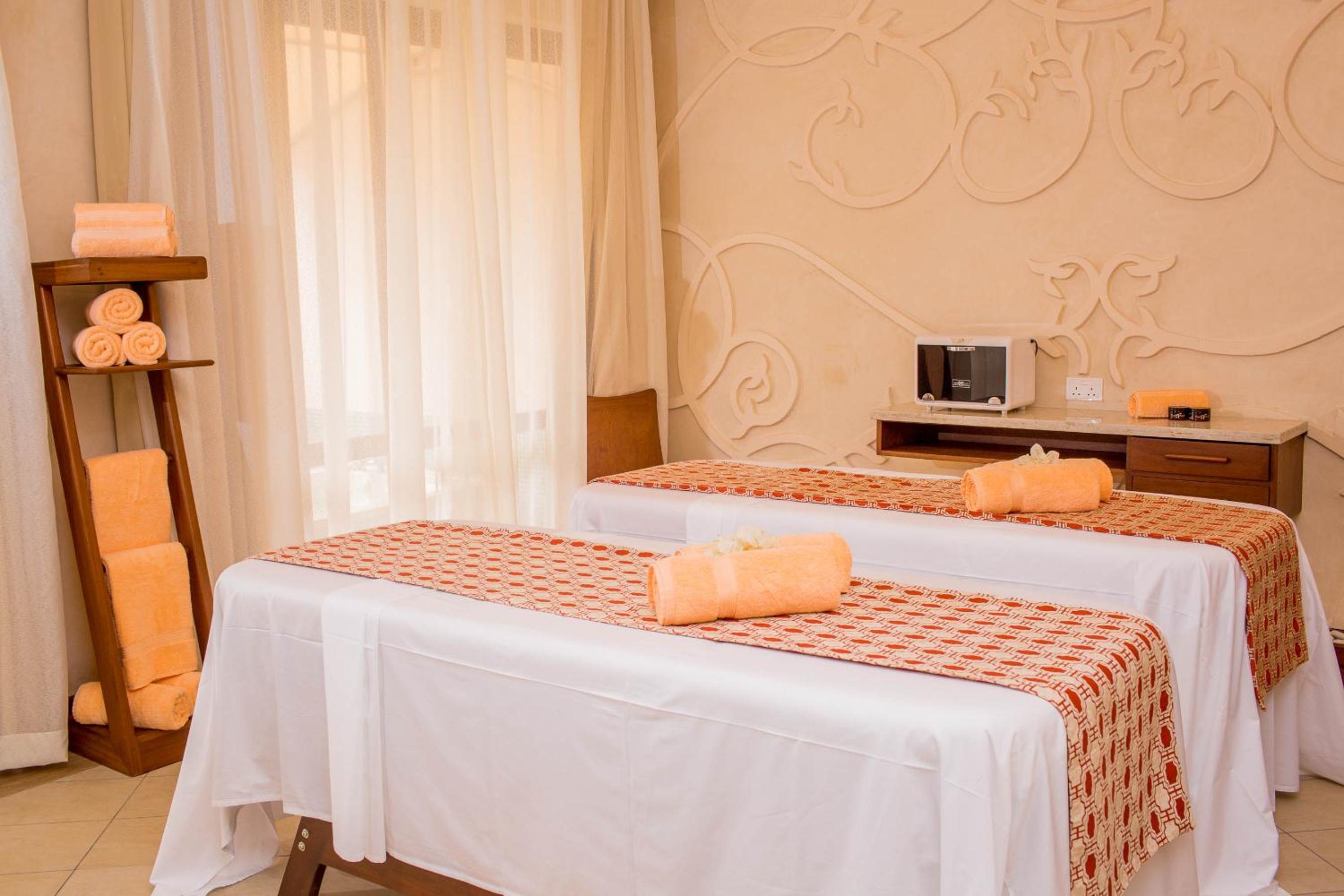Silver Palm Spa & Resort