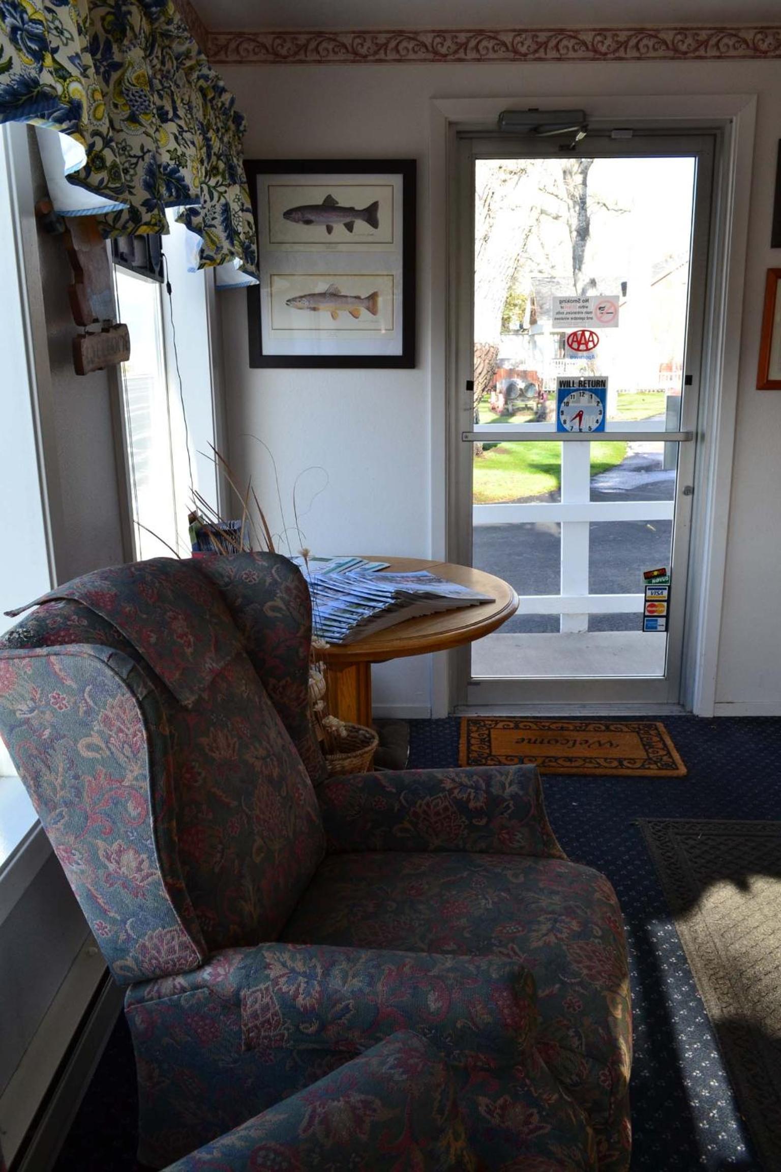 Silver Maple Inn
