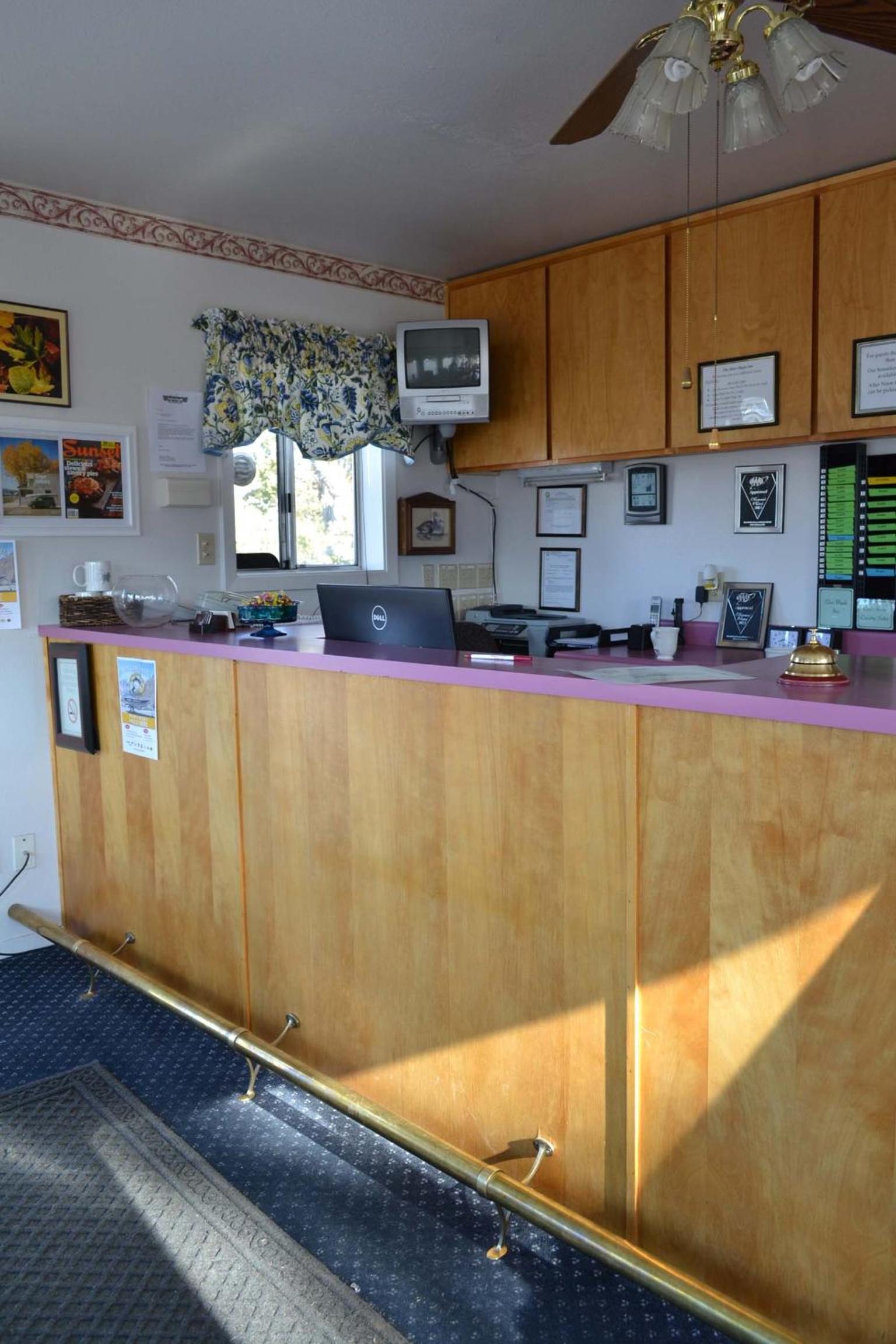 Silver Maple Inn