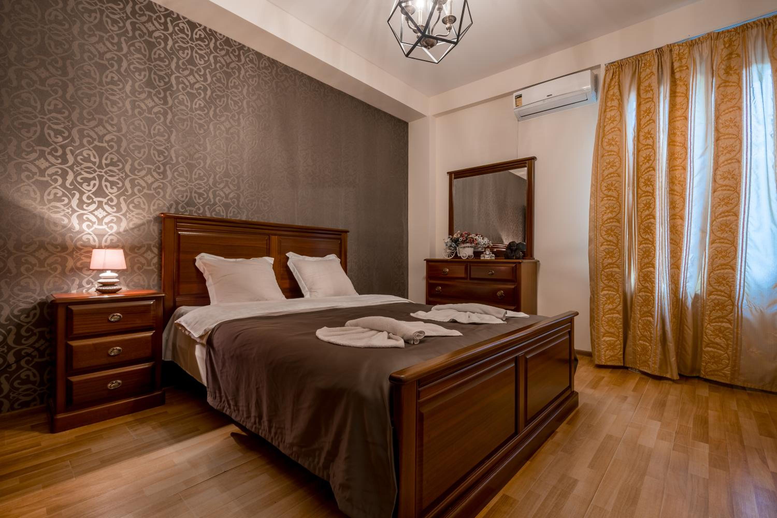 Betlemi Apartment 41 view 5