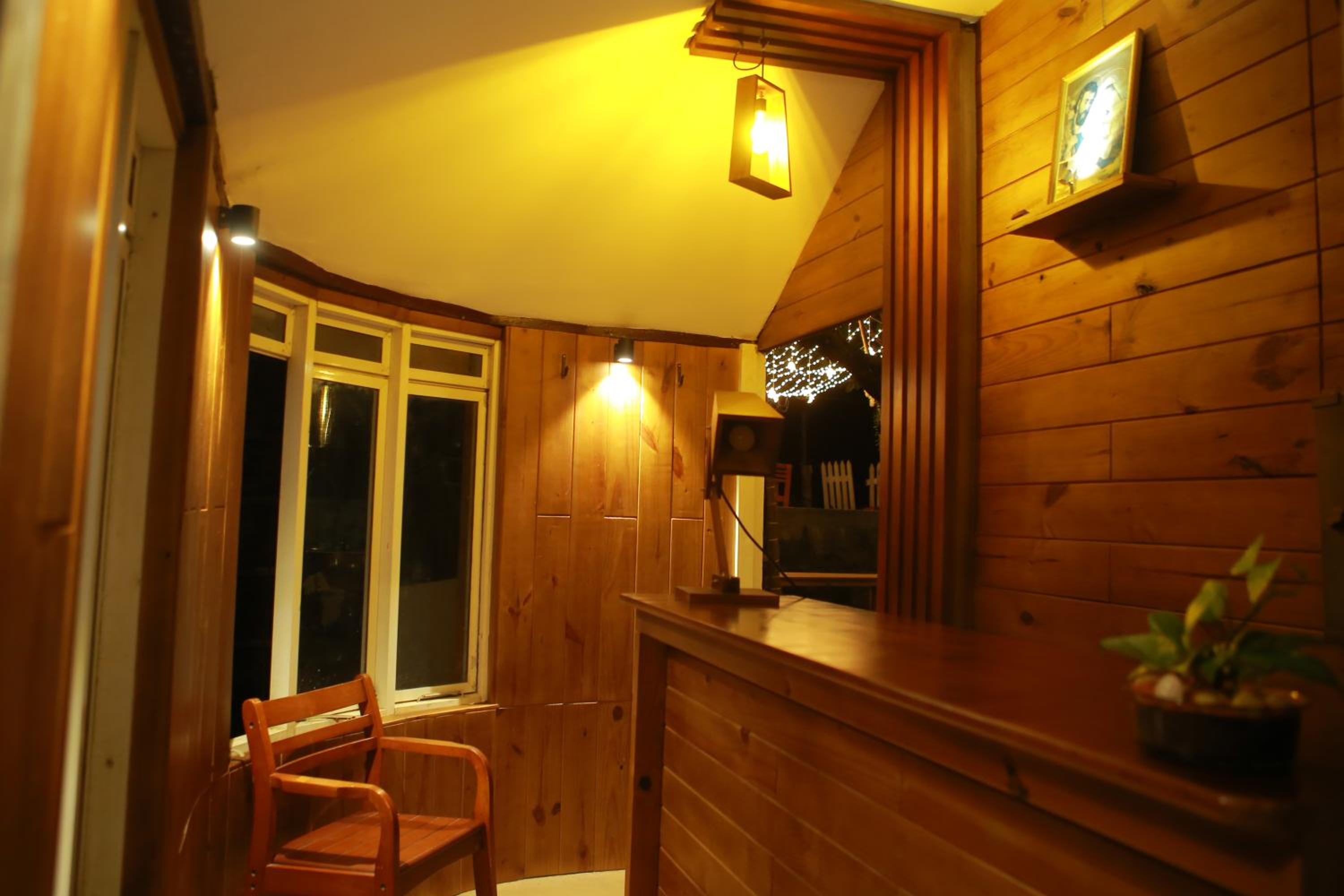 Photo 9