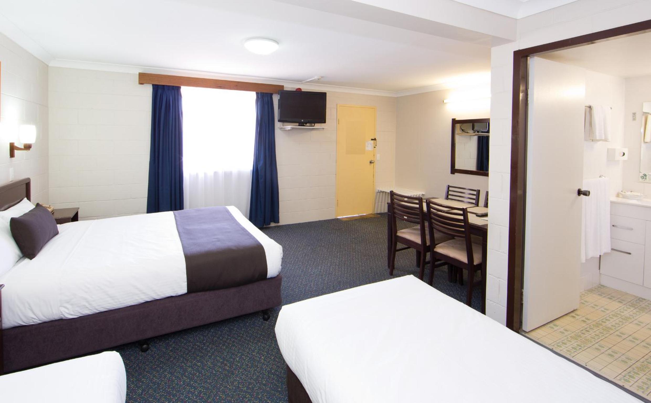 Hideaway Motor Inn