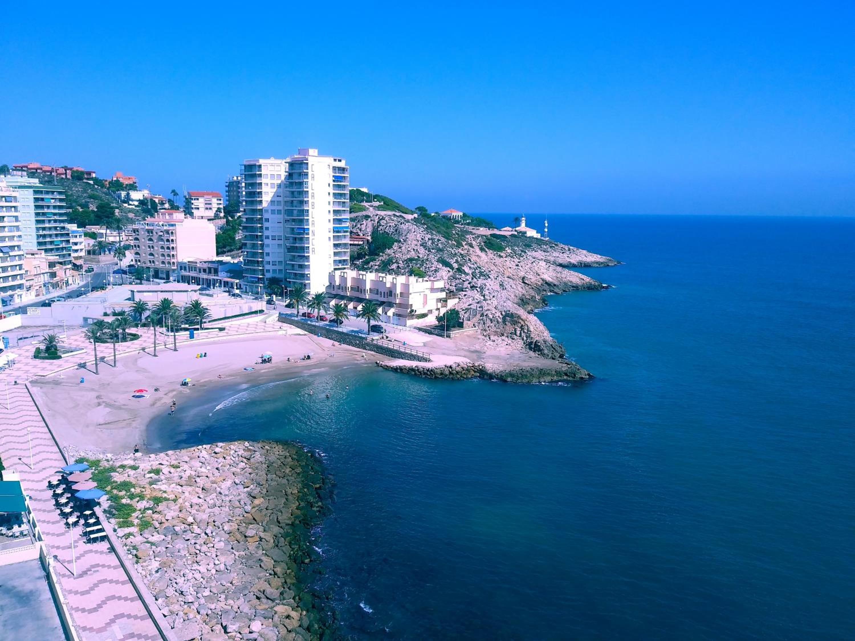 apartamento junto al mar view 2