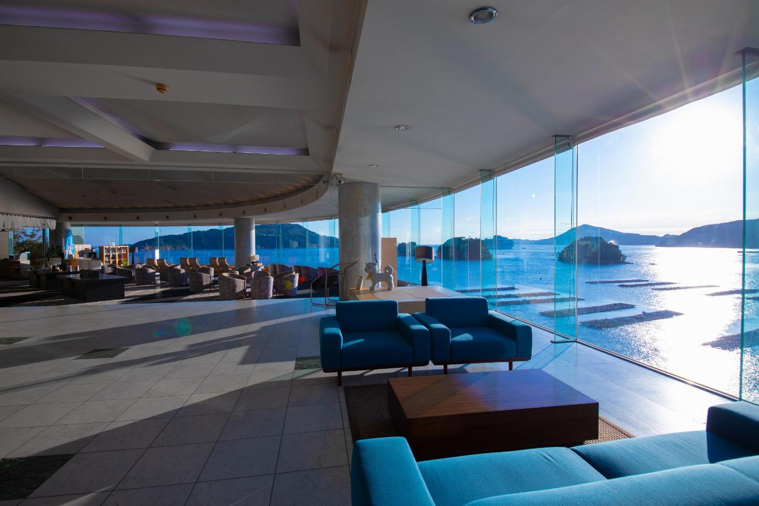 Toba Grand Hotel
