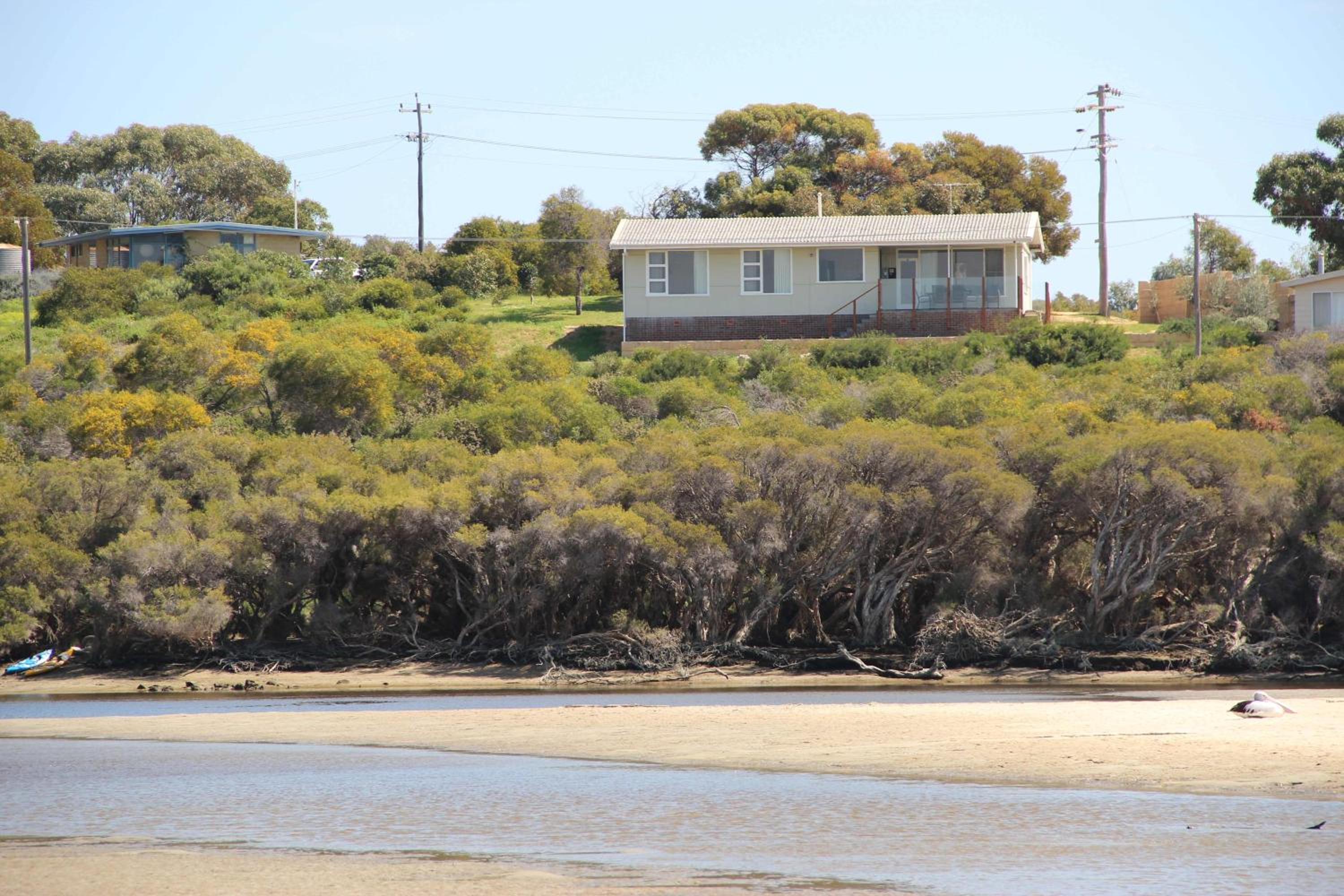 River Panorama Beach House