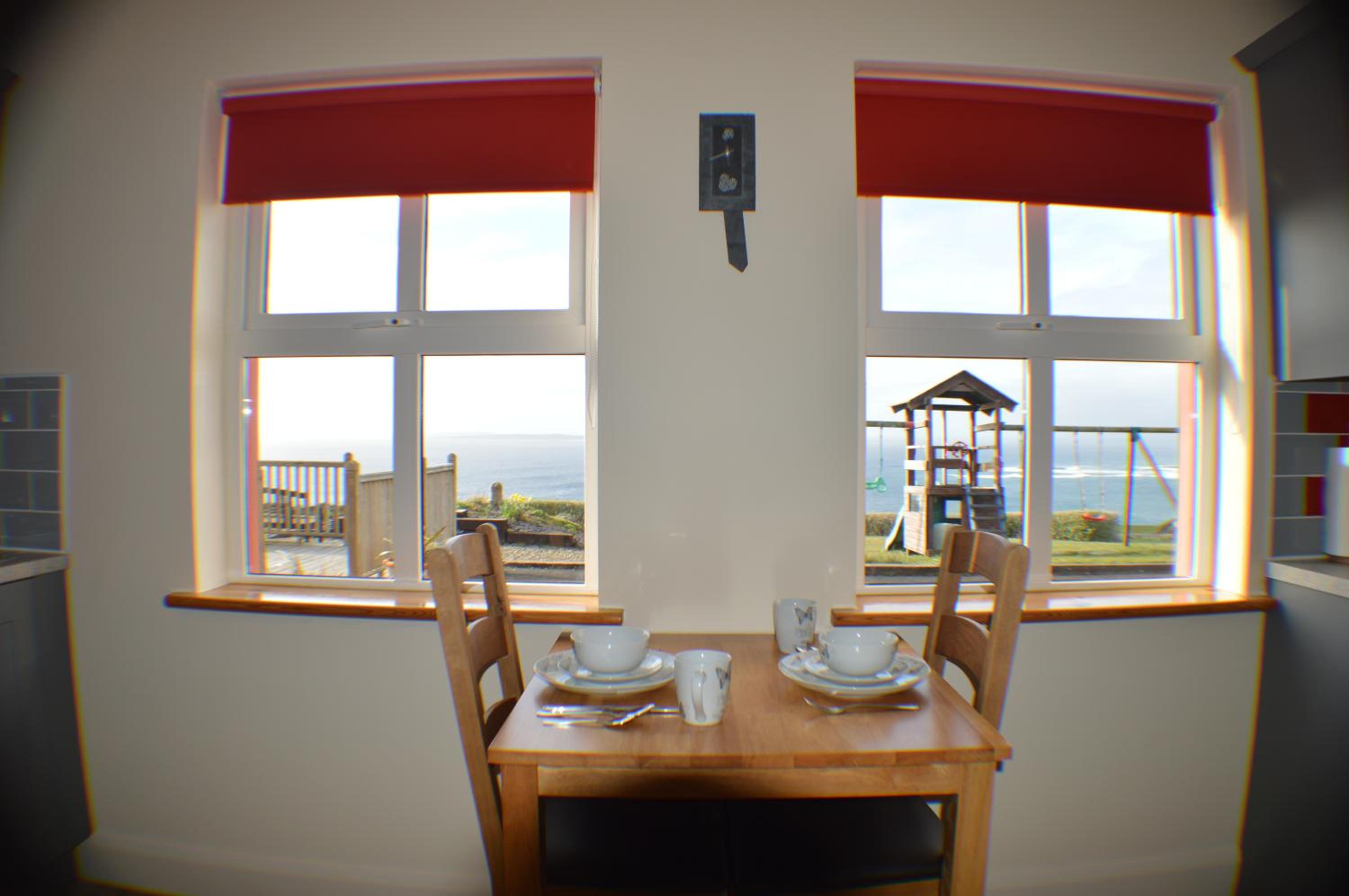 Sea Breeze en Doolin — kitchen