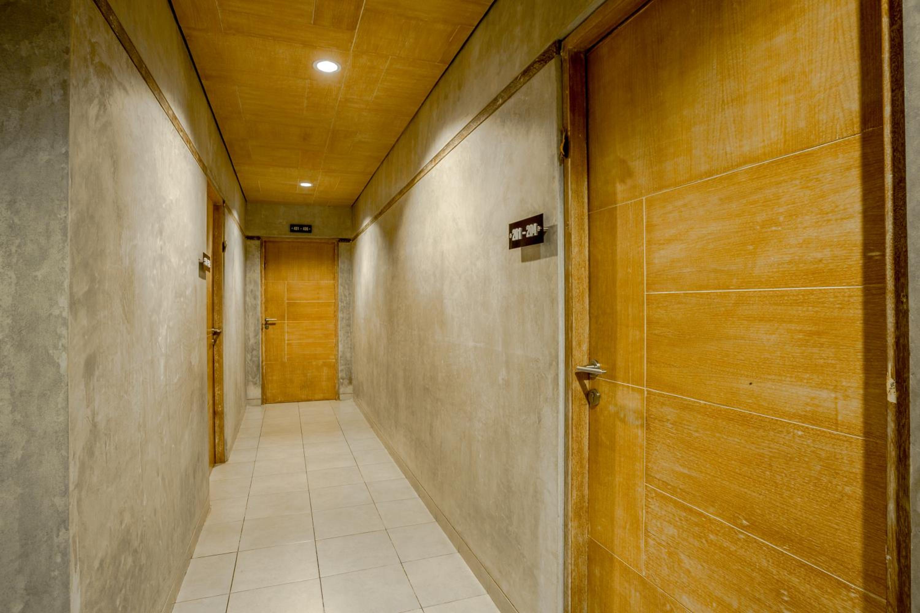 Lokal Bali Hostel