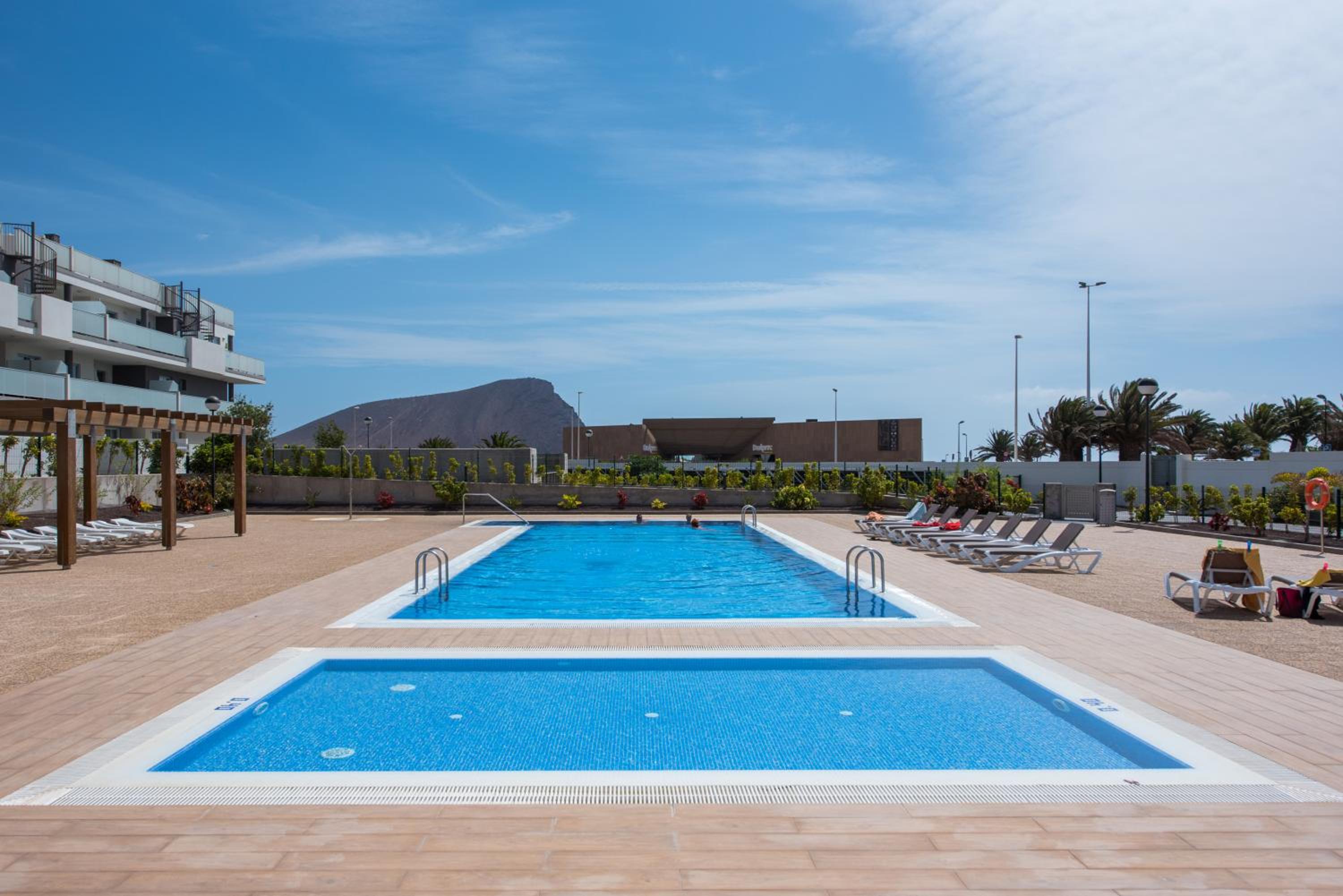 Surfer's Beach Apartment