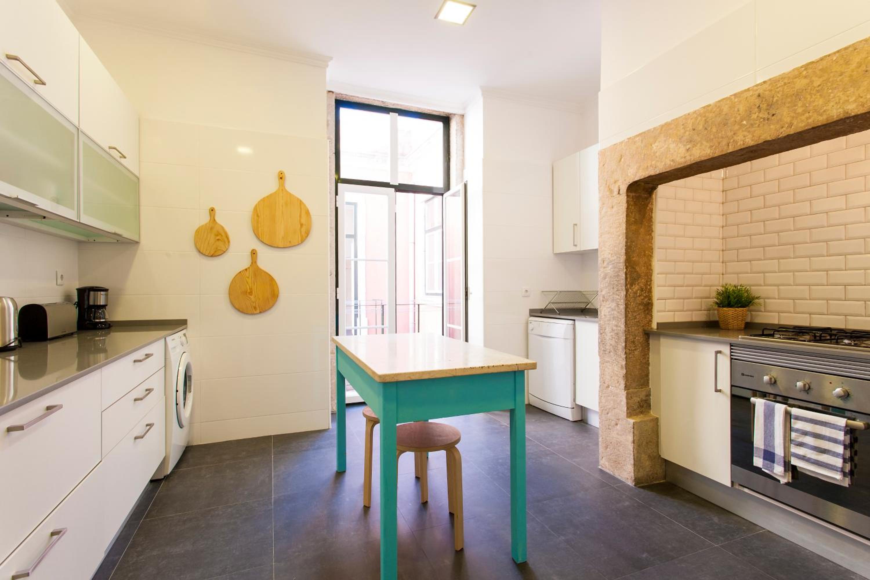 Sao Pedro de Alcantara 63 by Central Hill Apartments
