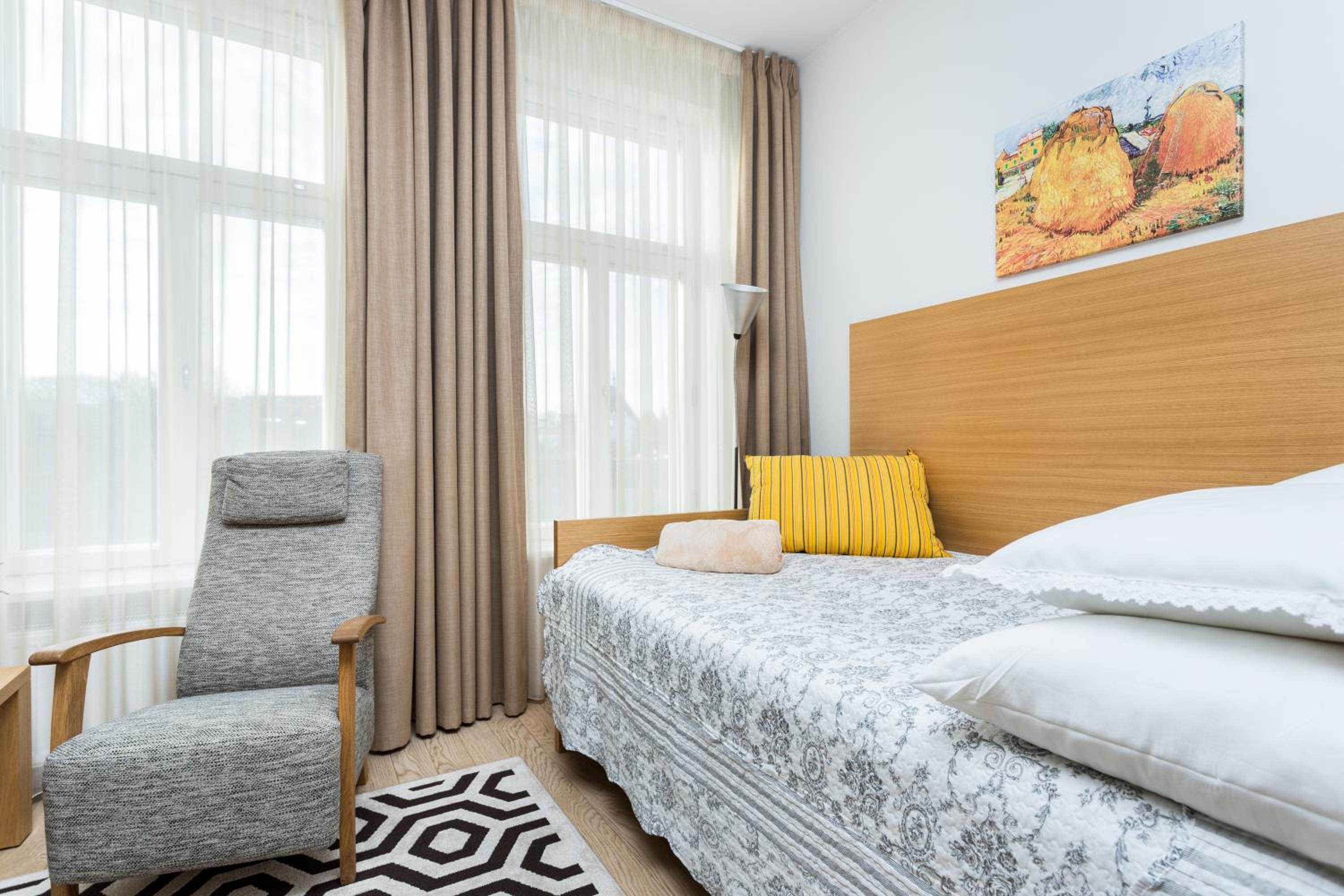 Angleterre Apartments